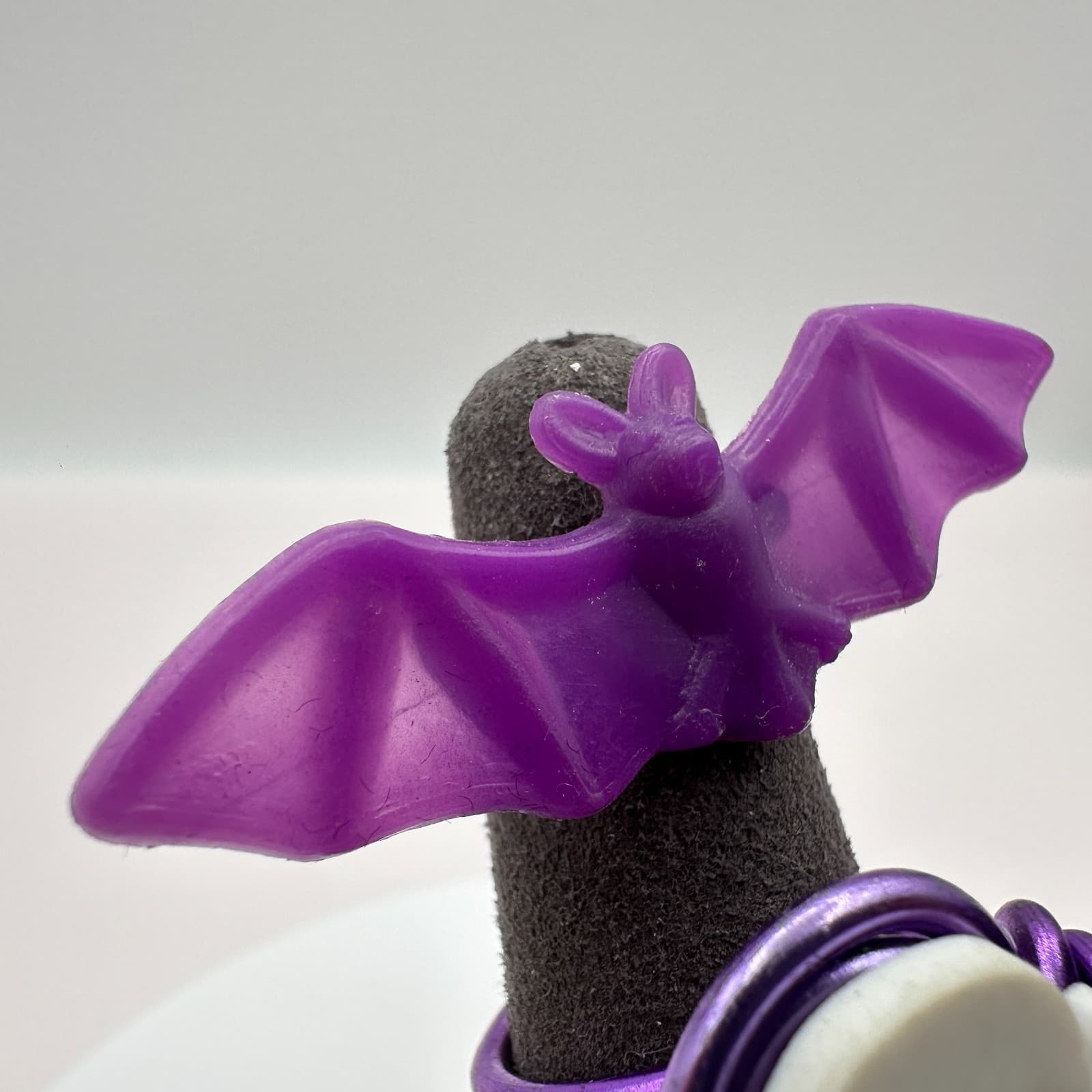 Vintage Y2K Purple Bat & Crossbones Ring Set Halloween Wire Wrap Women's Jewelry - Thumbnail 8
