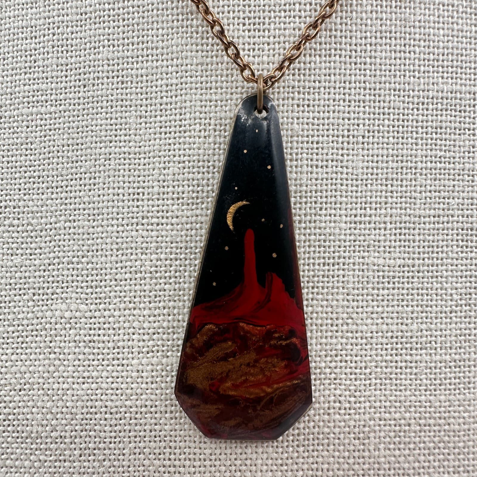 Vintage 90s Desert Moon Pendant Necklace Gold Tone Chain Boho Women's Jewelry - Thumbnail 2