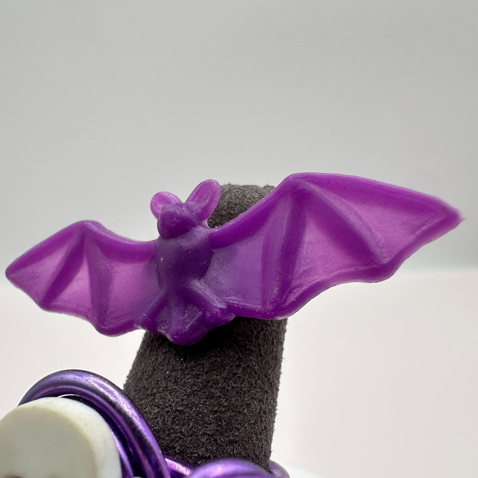 Vintage Y2K Purple Bat & Crossbones Ring Set Halloween Wire Wrap Women's Jewelry - Thumbnail 7