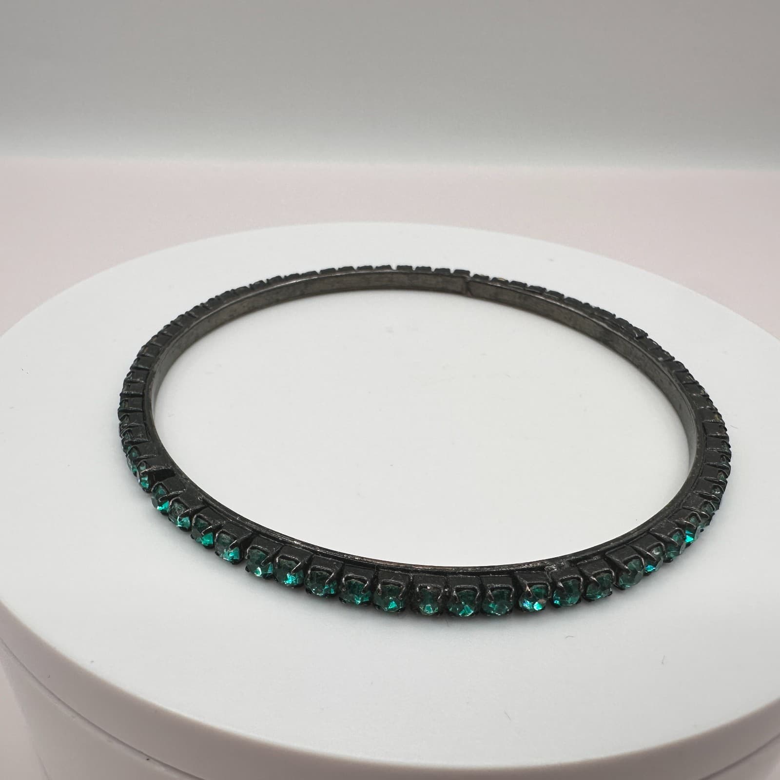 Vintage 80s Green Crystal Rhinestone Bangle Bracelet Dark Metal Style Jewelry - Thumbnail 2