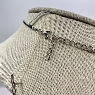 Vintage 90s Virgin Mary Miraculous Medal Pendant Black Cord Necklace Religious - Thumbnail 6