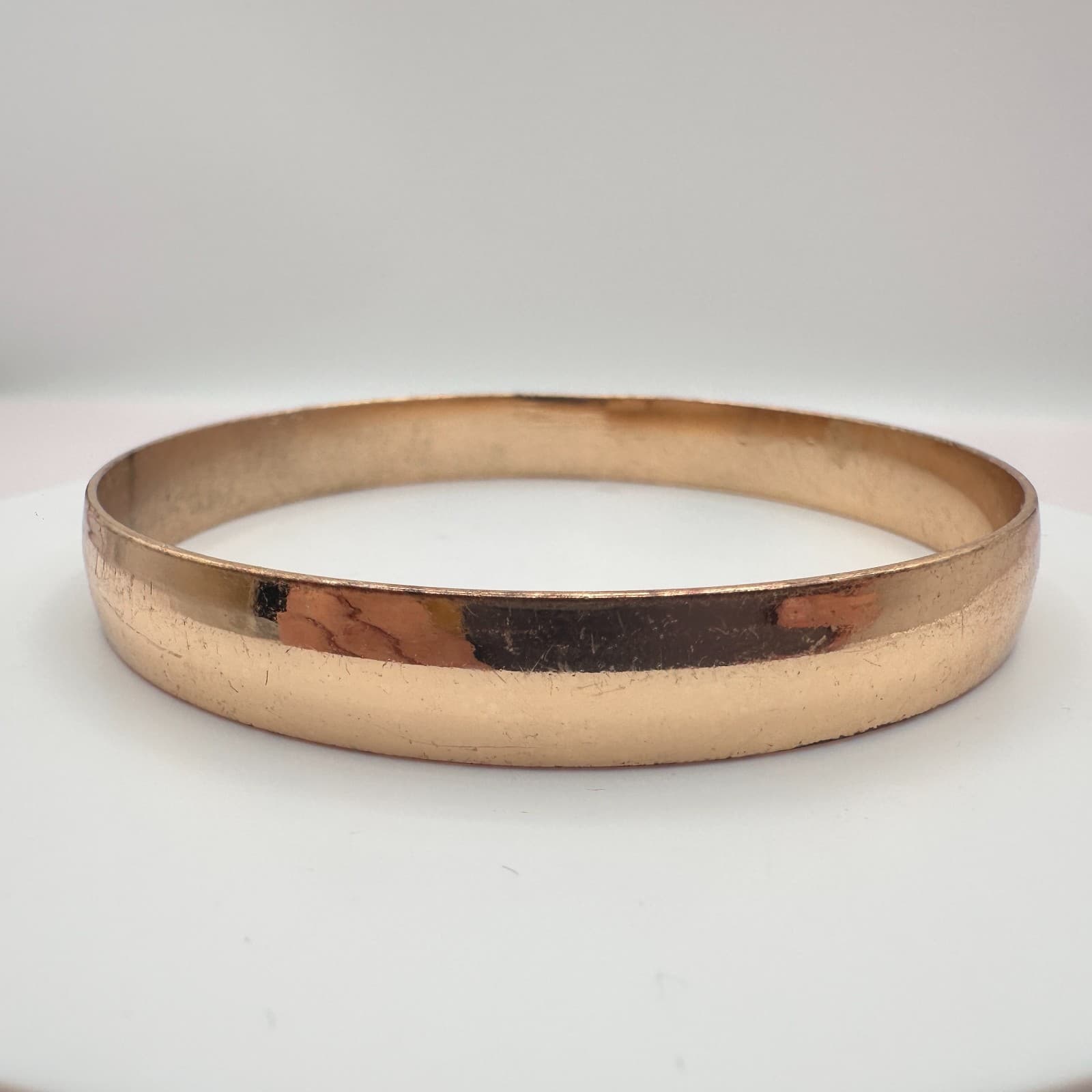 Vintage 90s Y2K Gold-Tone Bangle Minimalist Statement Women's Fashion Jewelry - Thumbnail 5