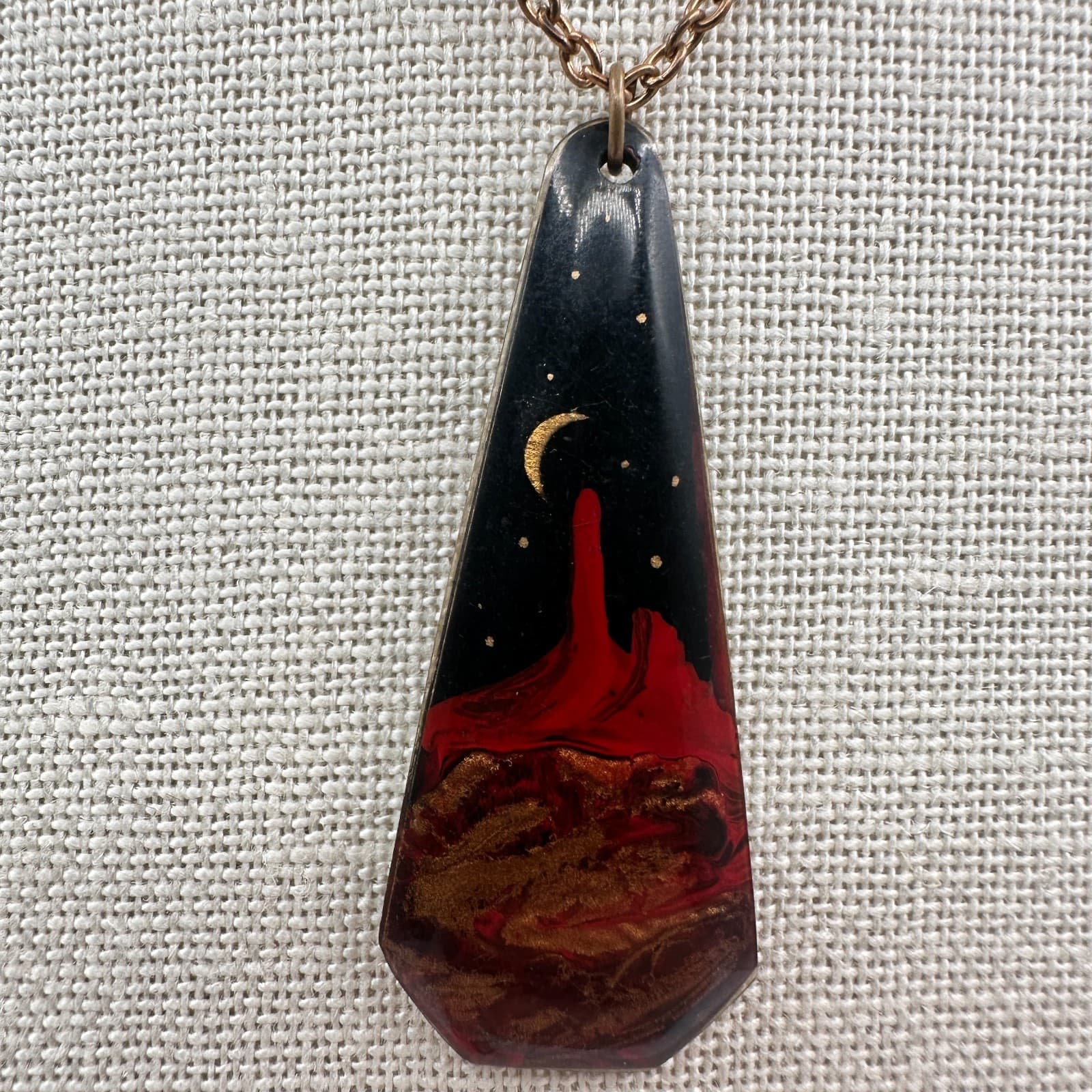 Vintage 90s Desert Moon Pendant Necklace Gold Tone Chain Boho Women's Jewelry - Thumbnail 3