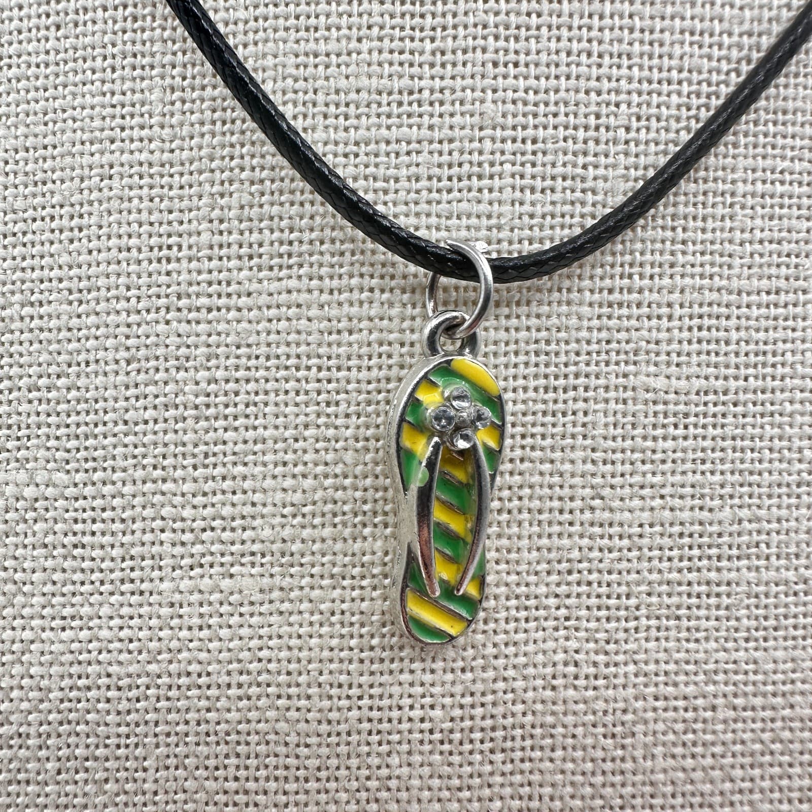 Vintage 80s Green Yellow Flip Flp Necklace Pendant Summer Beach Vacation Jewelry - Thumbnail 2