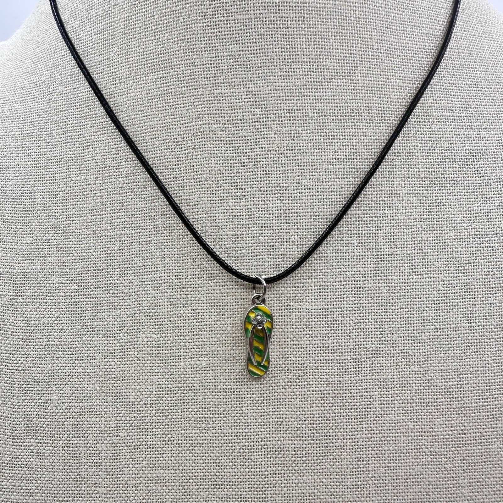 Vintage 80s Green Yellow Flip Flp Necklace Pendant Summer Beach Vacation Jewelry - Thumbnail 7