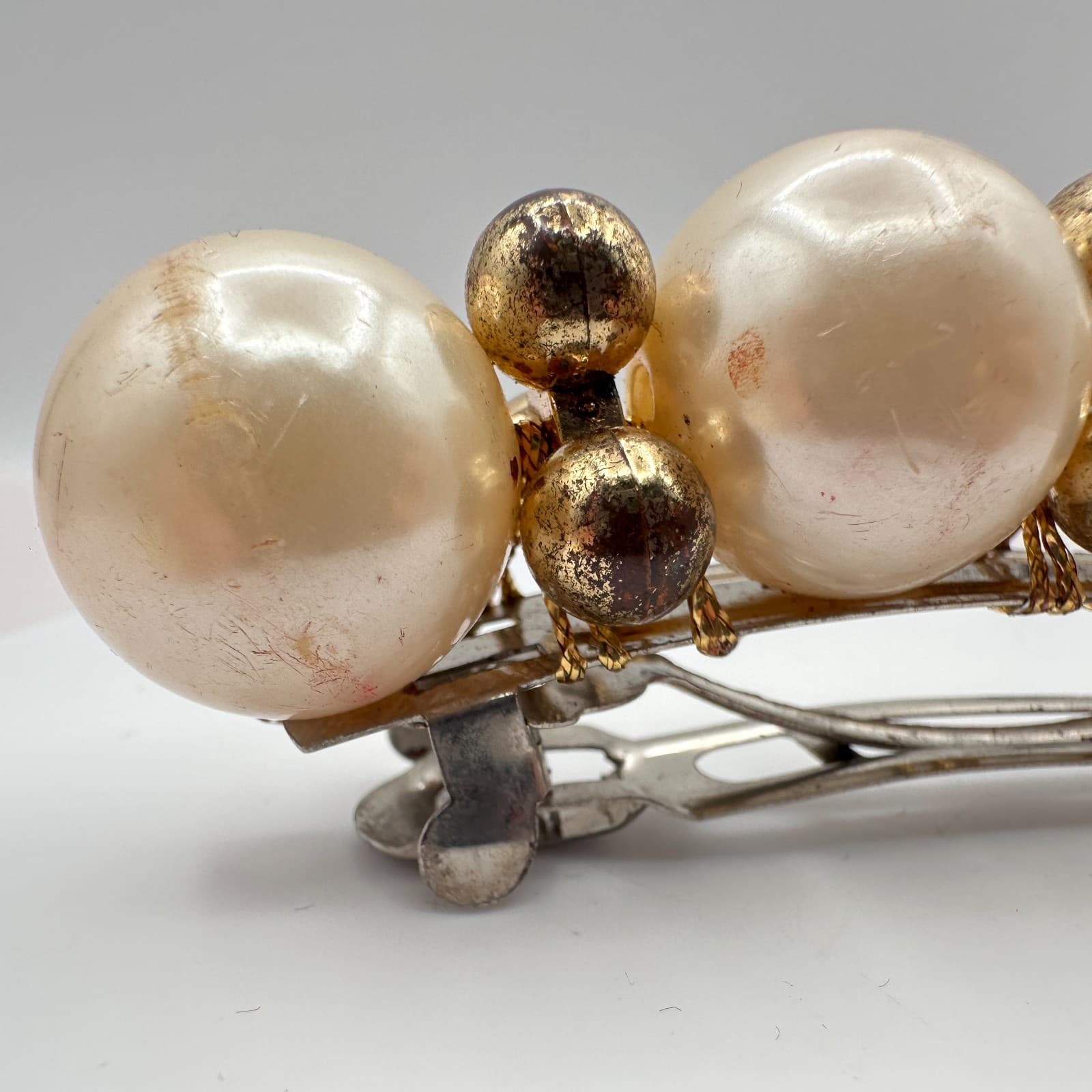 Vintage Y2K Faux Pearl Beaded Barrette Hair Clip Silver Tone Women's Jewelry - Thumbnail 4