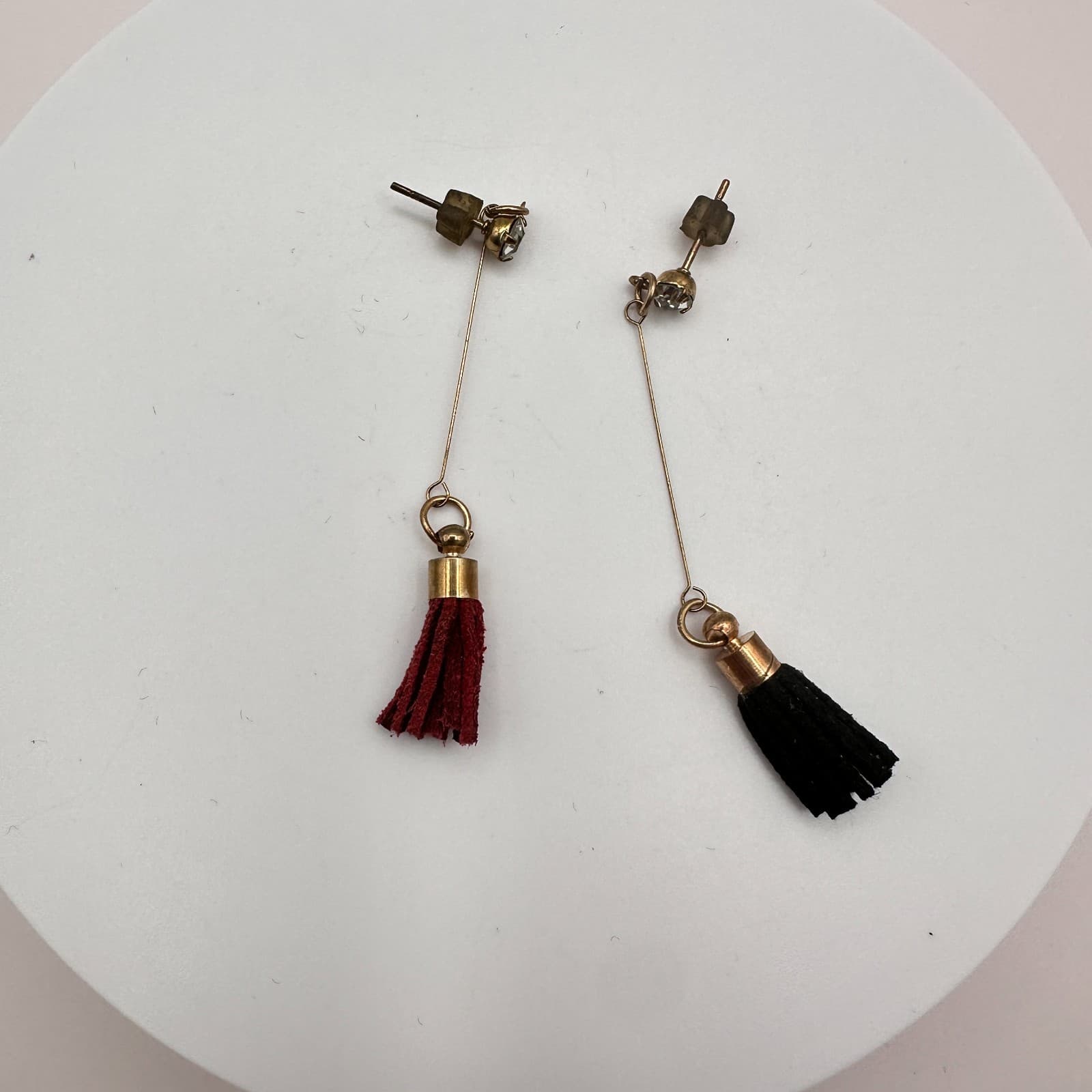 Vintage Y2K Gold Tone Clear Rhinestone Suede Tassel Dangle Earrings Boho Jewelry - Thumbnail 2
