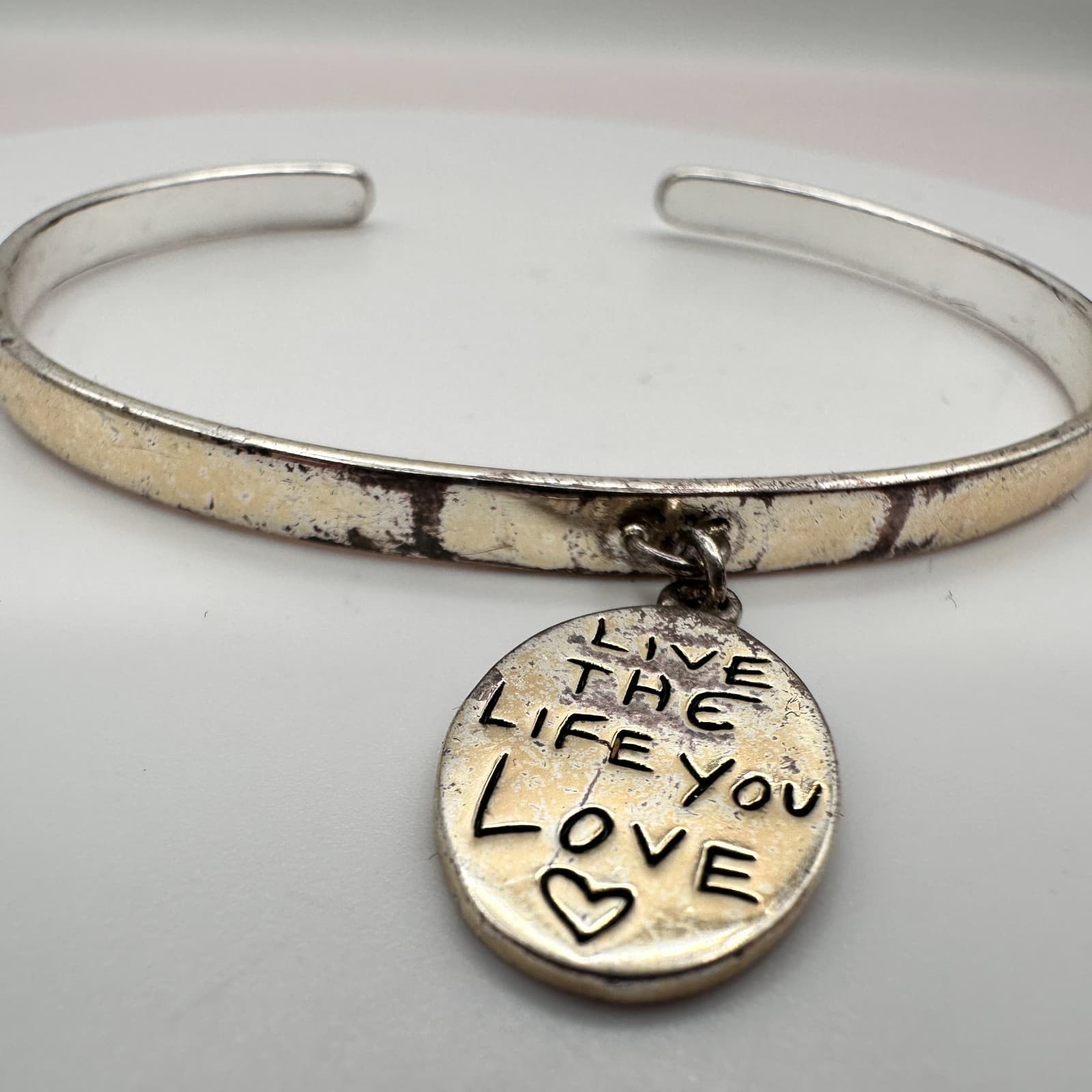 Vintage 90s Silver Tone Hand Bracelet Live The Life You Love Heart Charm Jewelry - Thumbnail 4