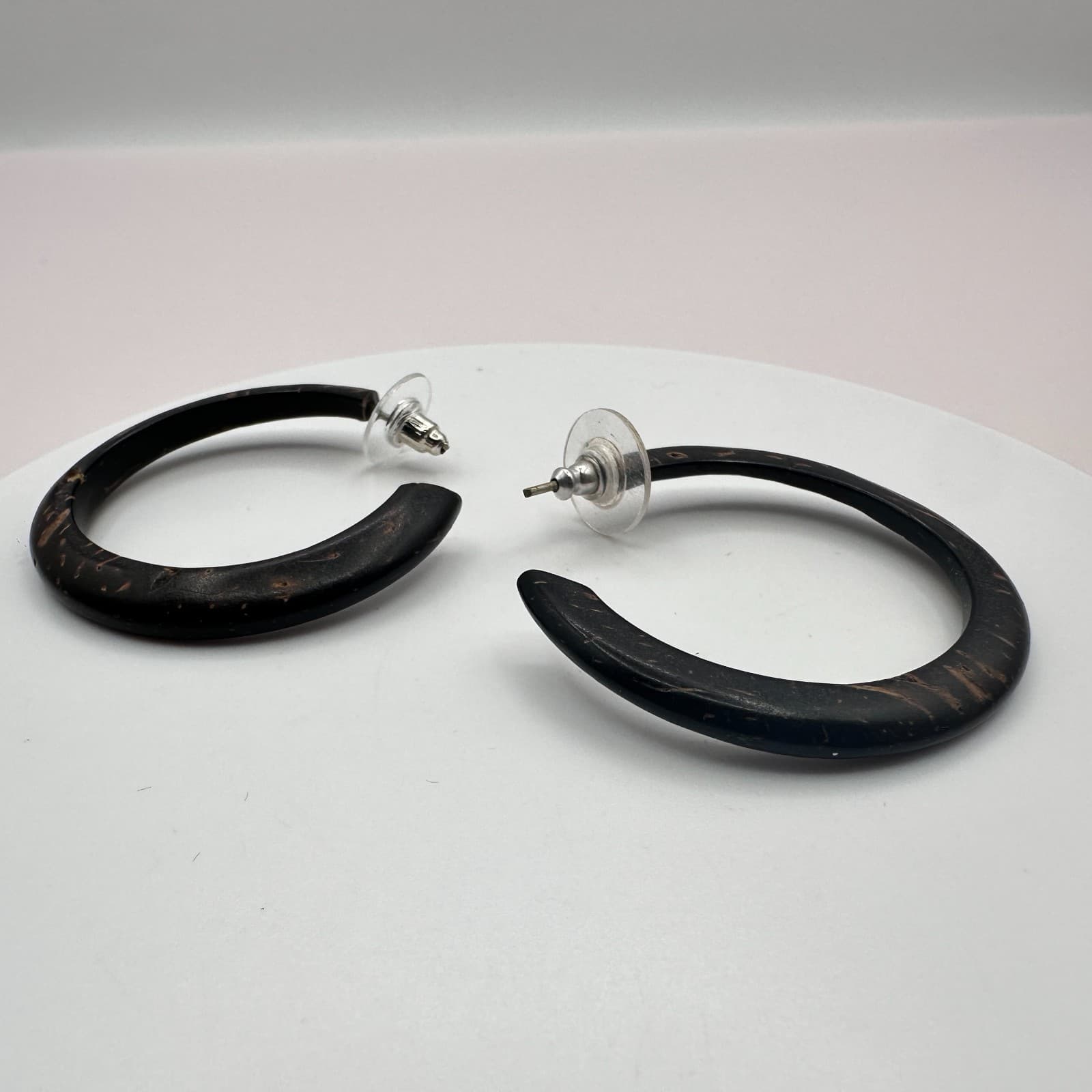 Vintage 90s Brown Natural Wood Coconut Shell Hoop Earrings Boho Fashion Jewelry - Thumbnail 3