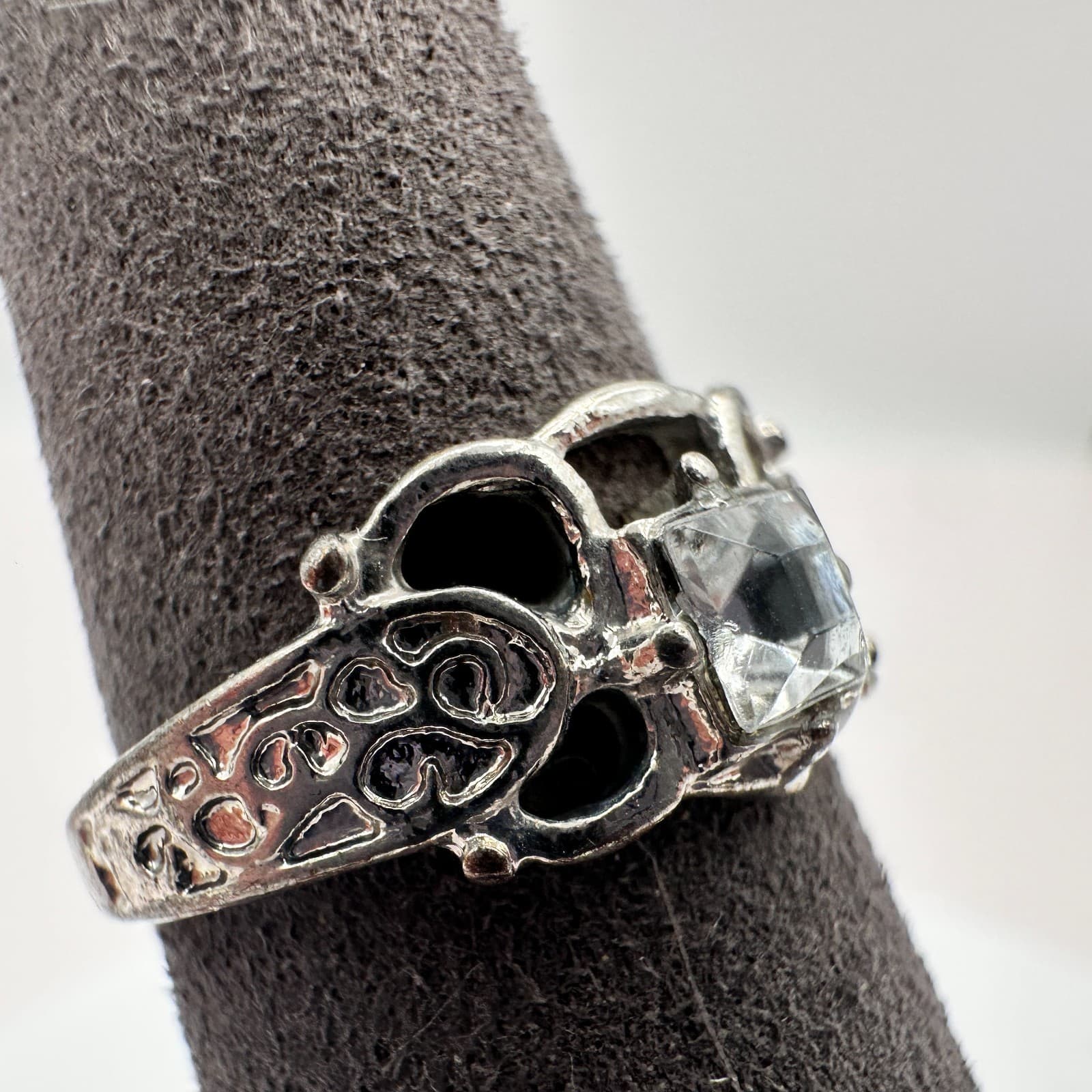 Vintage 90s Silver Tone Princess Cut Clear Glass Art Filigree Ring Jewelry - Thumbnail 3
