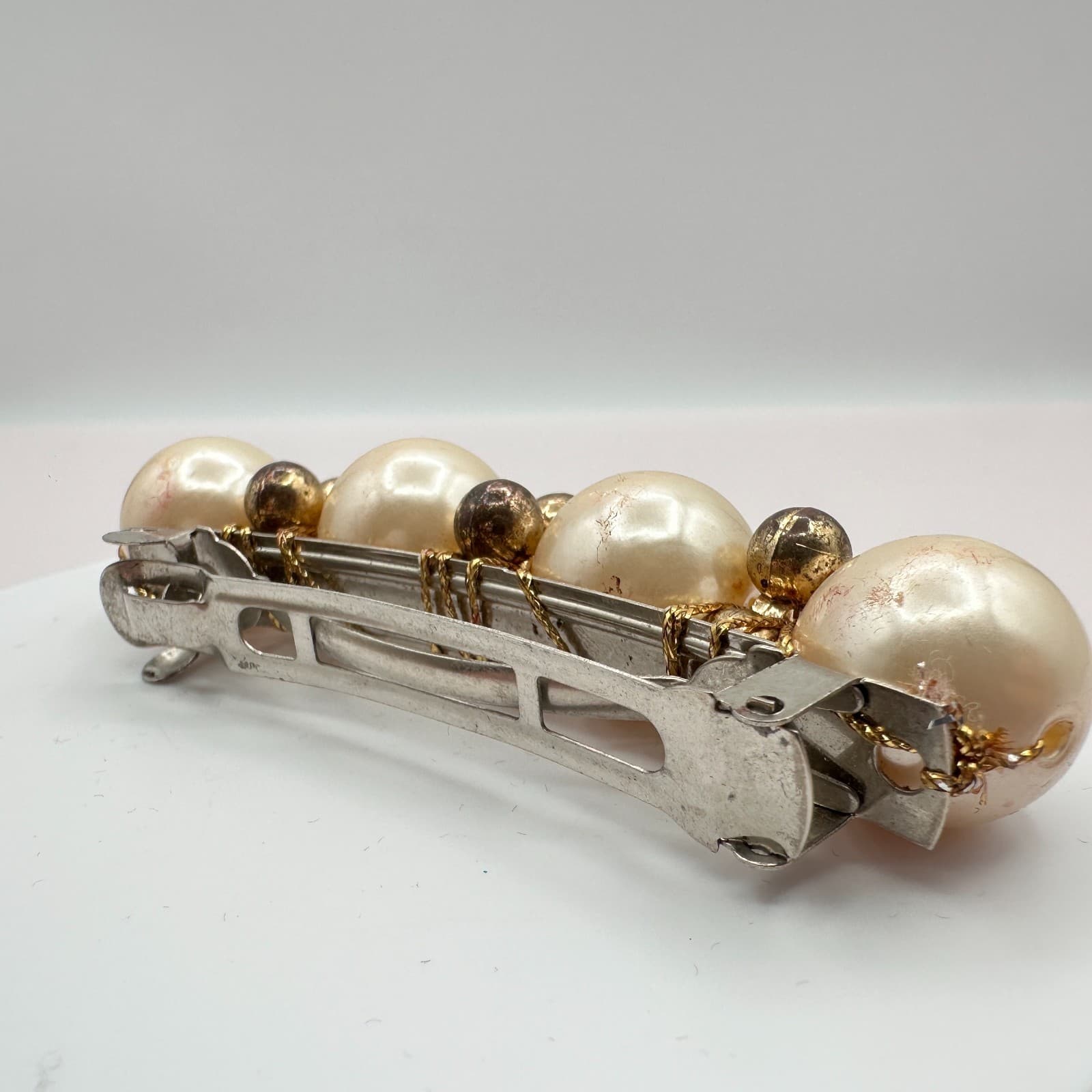 Vintage Y2K Faux Pearl Beaded Barrette Hair Clip Silver Tone Women's Jewelry - Thumbnail 6