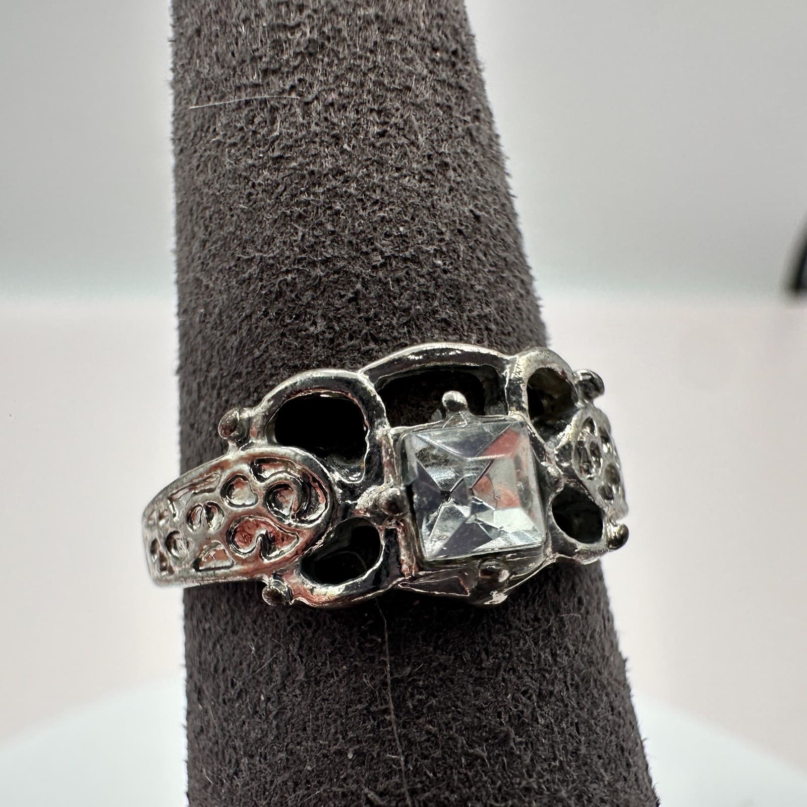 Vintage 90s Silver Tone Princess Cut Clear Glass Art Filigree Ring Jewelry - Thumbnail 2