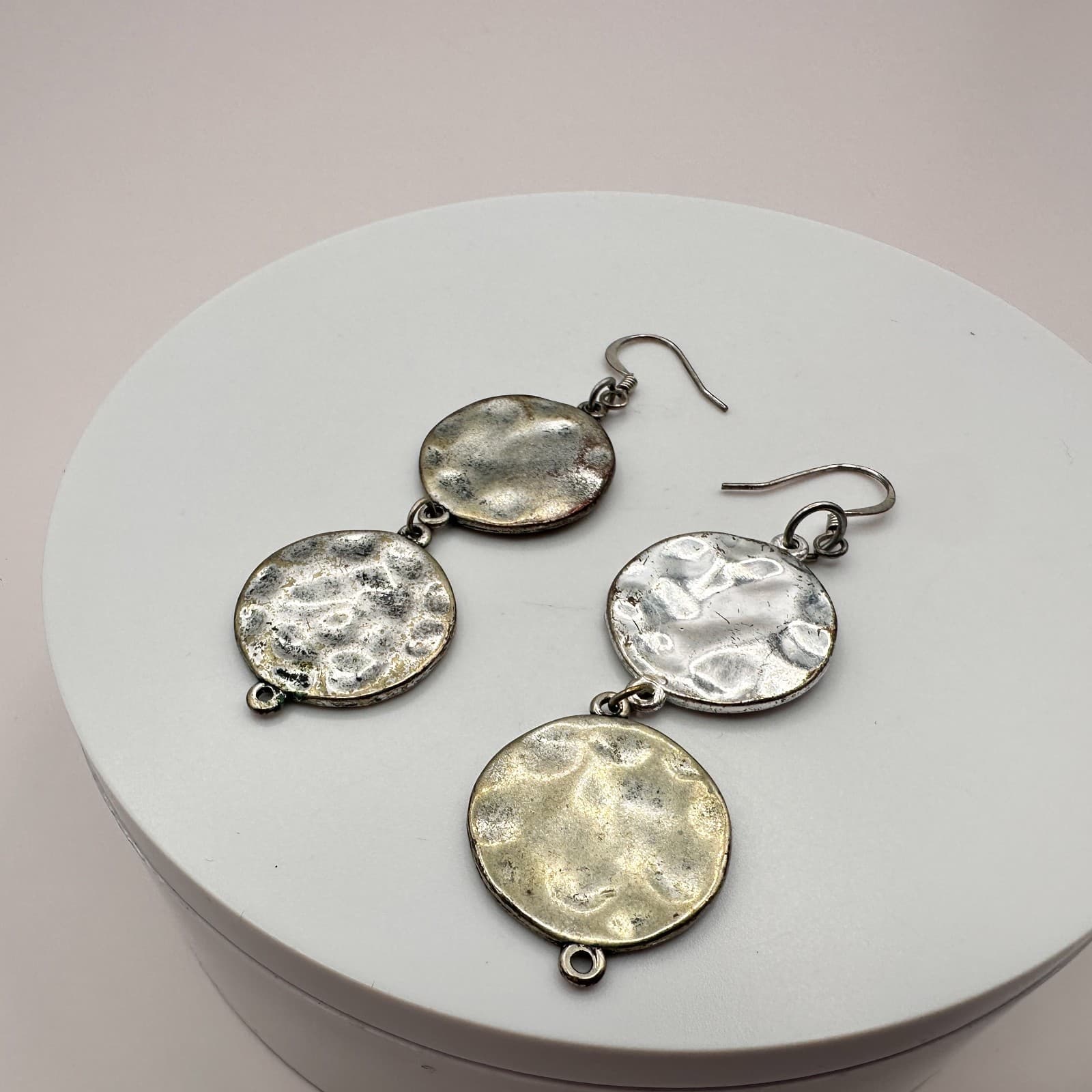 Vintage 90s Silver Tone Hammered Double Disc Dangle Earrings Textured Jewelry - Thumbnail 6