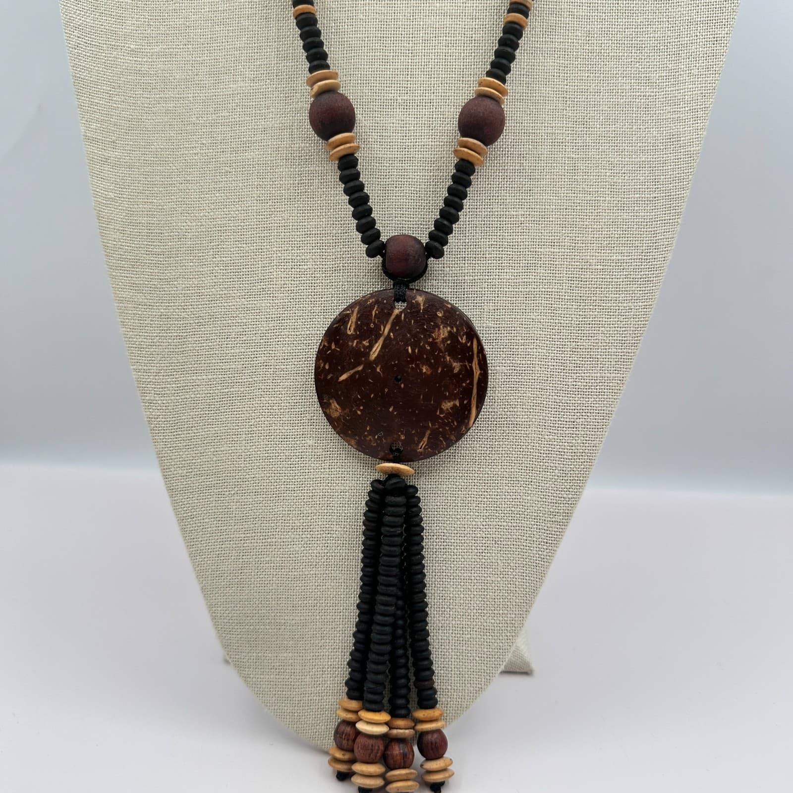 Vintage 90s Beaded Tassel Coconut Shell Pendant Necklace Women's Fashion Jewelry - Thumbnail 10