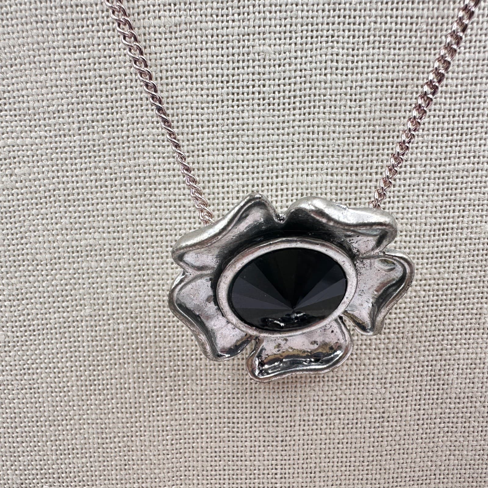 Vintage Y2K Silver Tone Chain Beaded Black Onyx Floral Pendant Necklace Jewelry - Thumbnail 3
