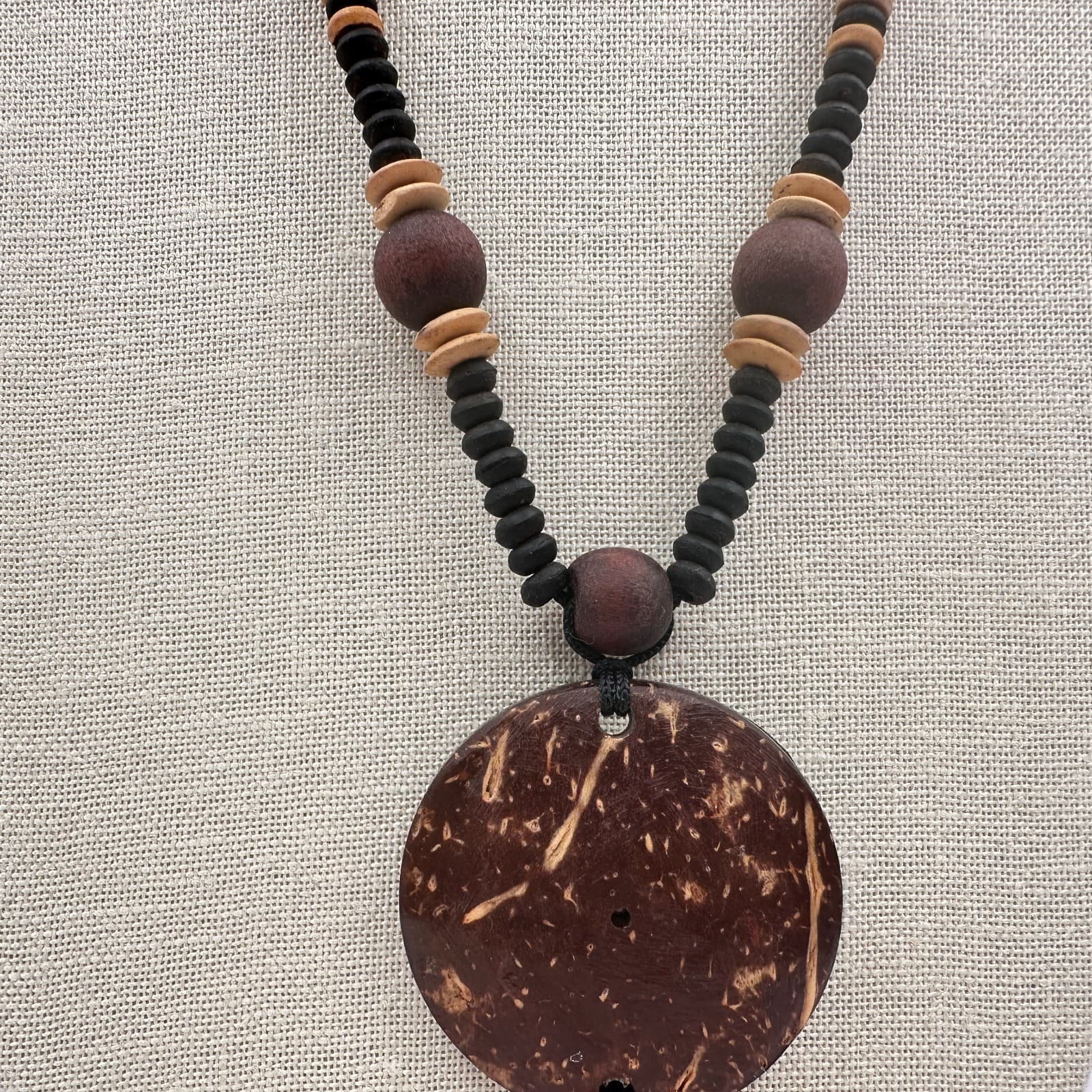 Vintage 90s Beaded Tassel Coconut Shell Pendant Necklace Women's Fashion Jewelry - Thumbnail 7