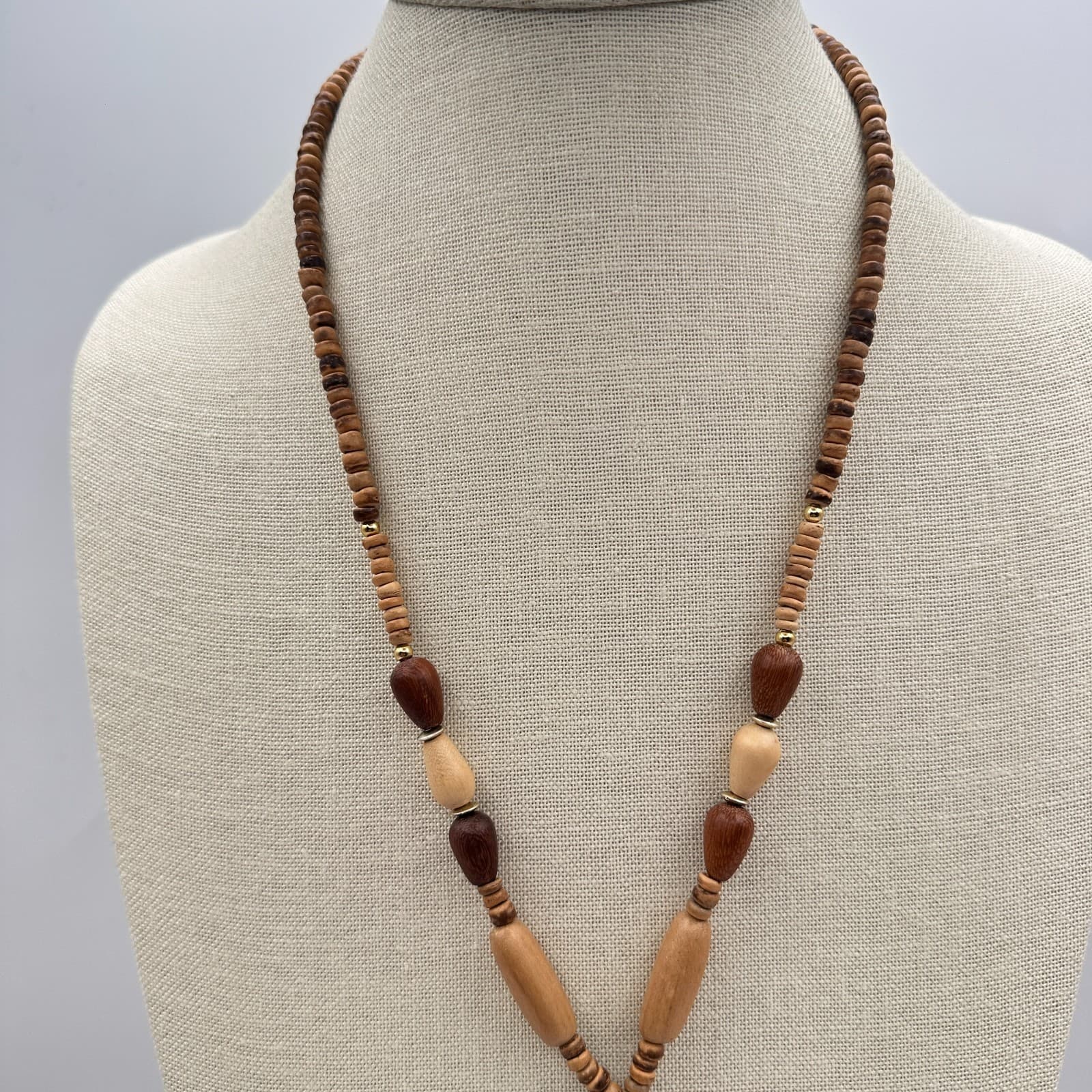 Vintage 90s Wooden Beaded Round Pendant Necklace Boho Statement Women's Jewelry - Thumbnail 6