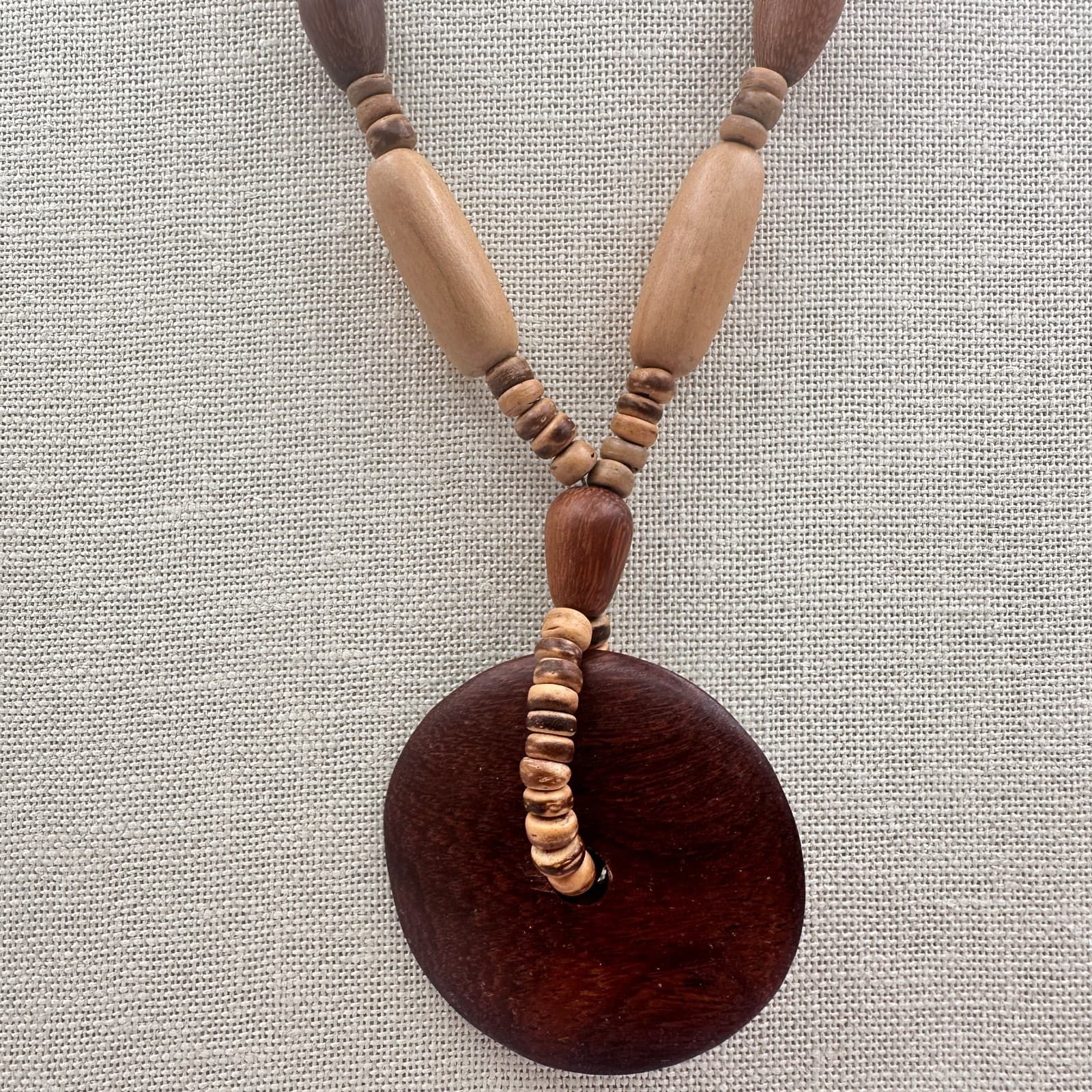 Vintage 90s Wooden Beaded Round Pendant Necklace Boho Statement Women's Jewelry - Thumbnail 2