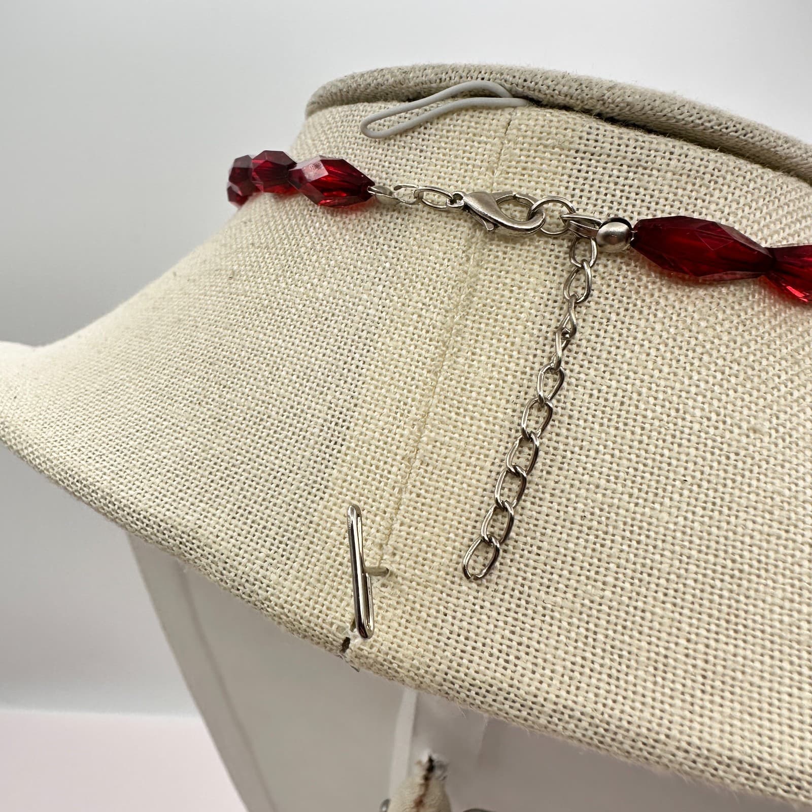 Vintage 90s Silver Tone Red Beaded Heart Pendant Necklace Womens Classic Jewelry - Thumbnail 9