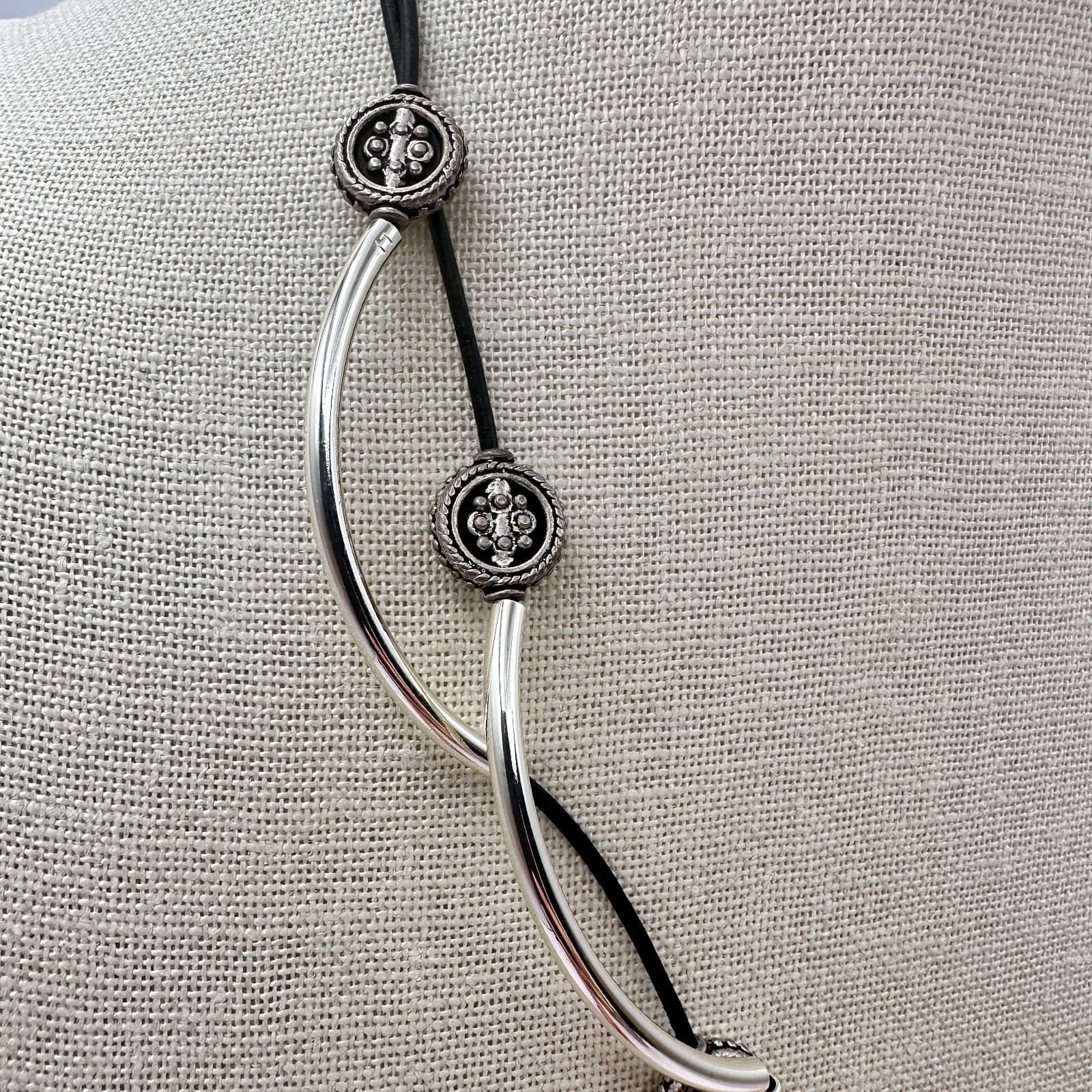 Vintage 90s Silver Tone Curved Tube Black Cord Necklace Boho Statement Jewelry - Thumbnail 3