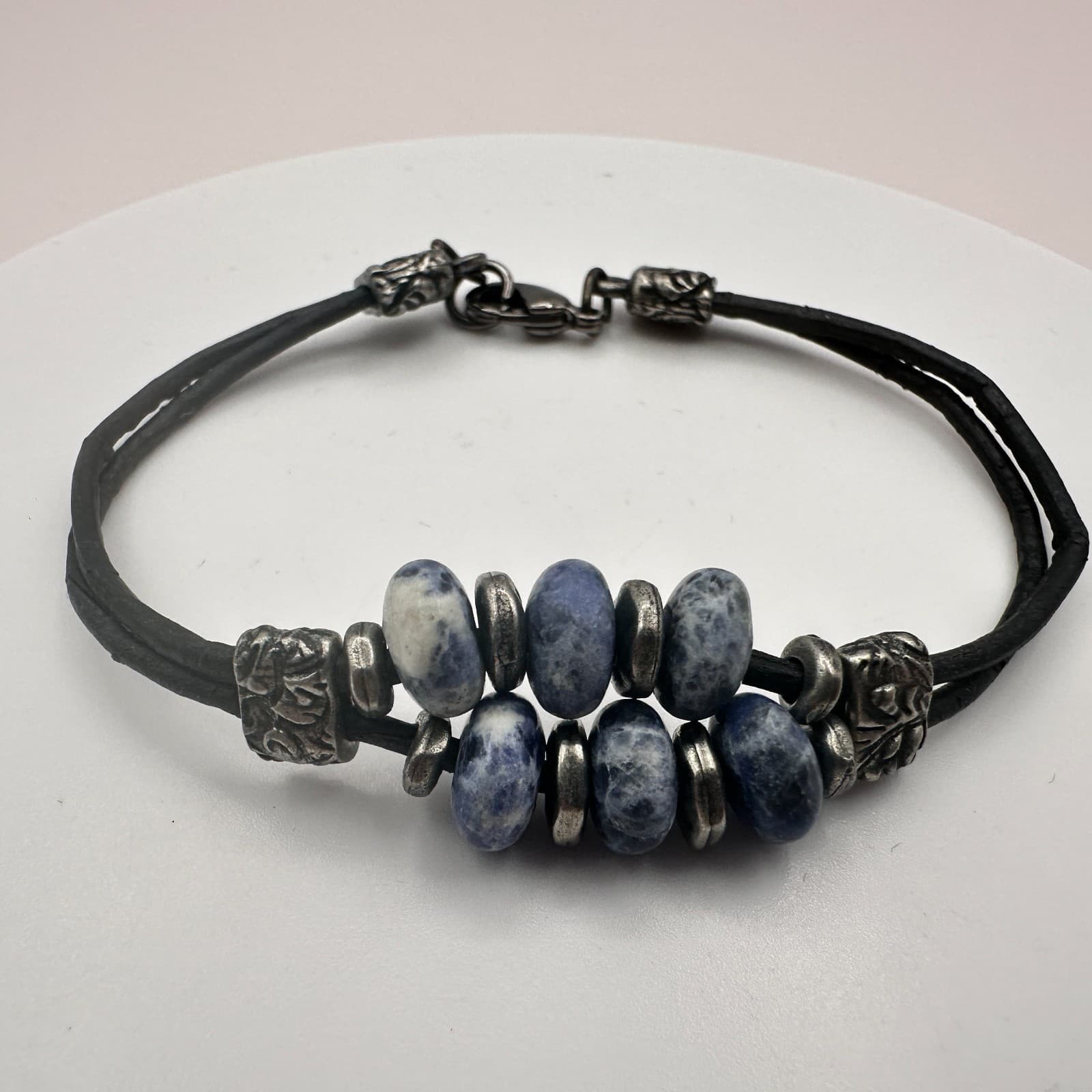 Vintage 90s Silver Tone Blue Sodalite Leather Bracelet Beaded Fashion Jewelry - Thumbnail 2
