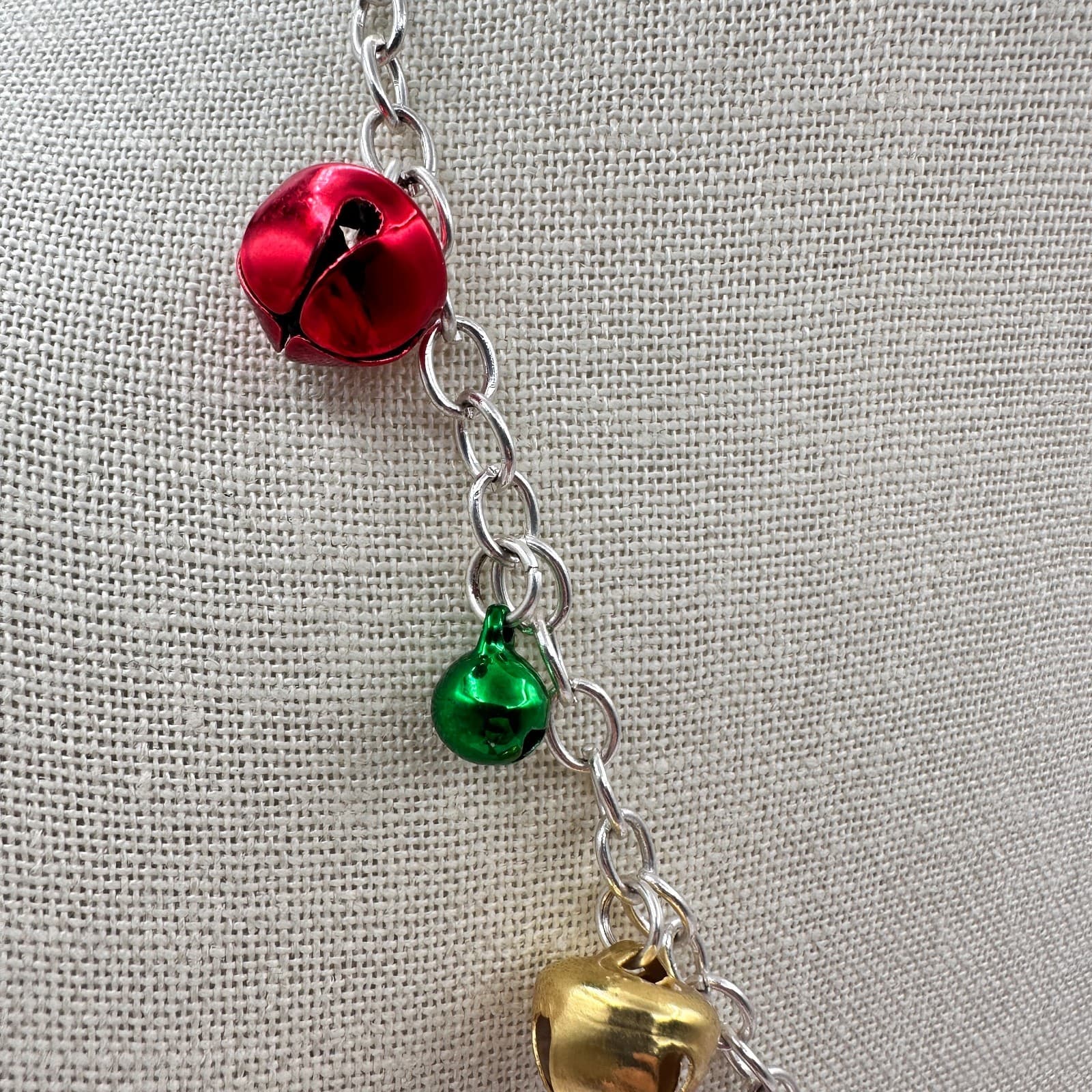 Vintage 90s Christmas Jingle Bell Charm Necklace Classic Holiday Fashion Jewelry - Thumbnail 3