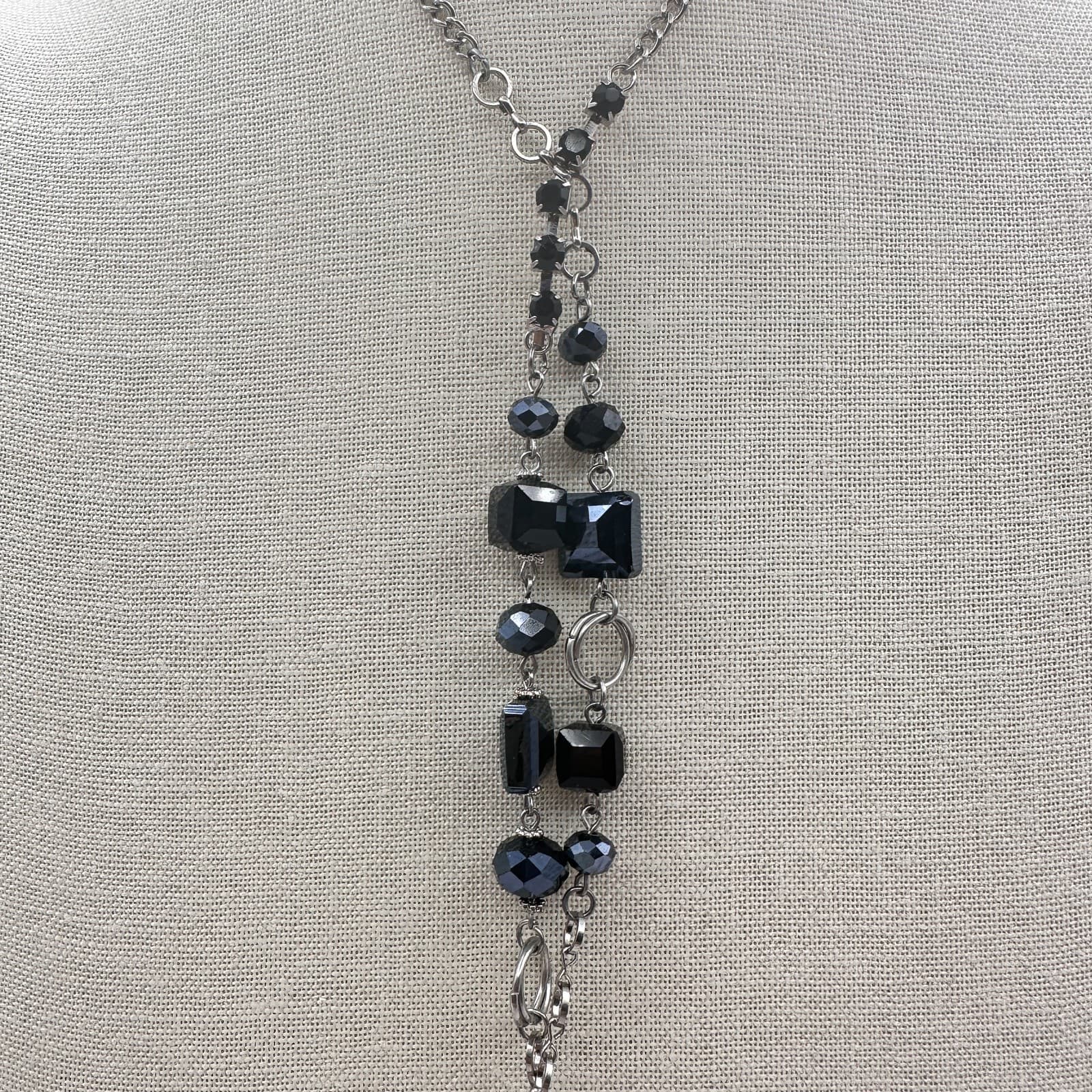 Vintage Y2K Silver Tone Rhinestone Black Beaded Tassel Necklace Boho Jewelry - Thumbnail 3