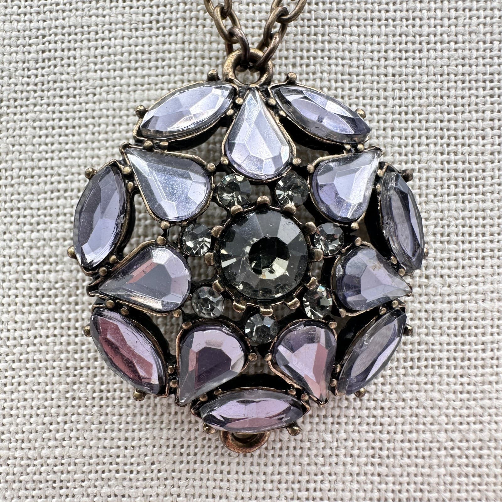 Vintage Y2K Statement Rhinestone Pendant Necklace Women's Classic Jewelry - Thumbnail 3