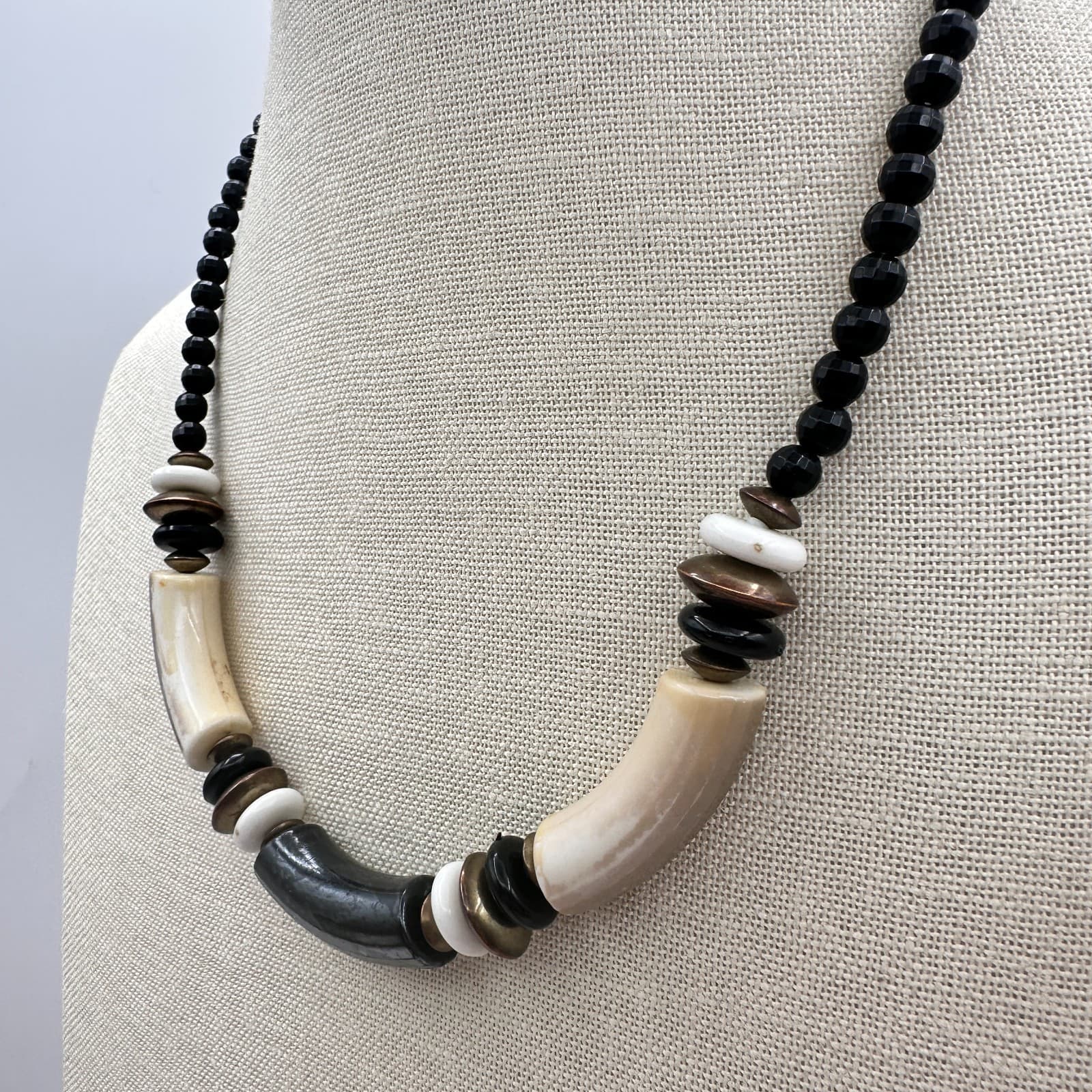 Vintage 90s Tribal Choker Necklace Bead Bone Black White Brown Statement Jewelry - Thumbnail 7