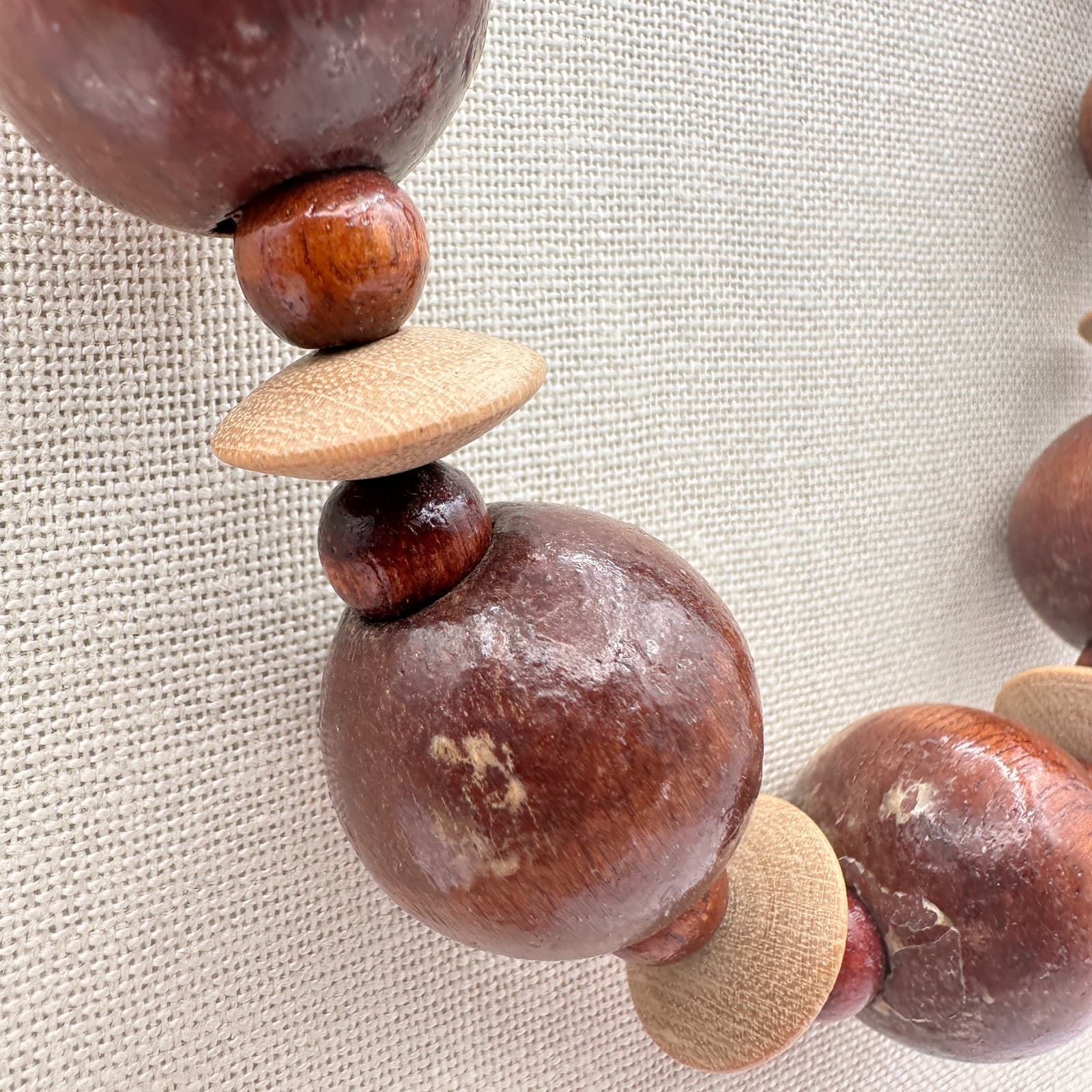 Vintage 90s Chunky Wood Round Beads Necklace Brown Statement Graduated Jewelry - Thumbnail 5