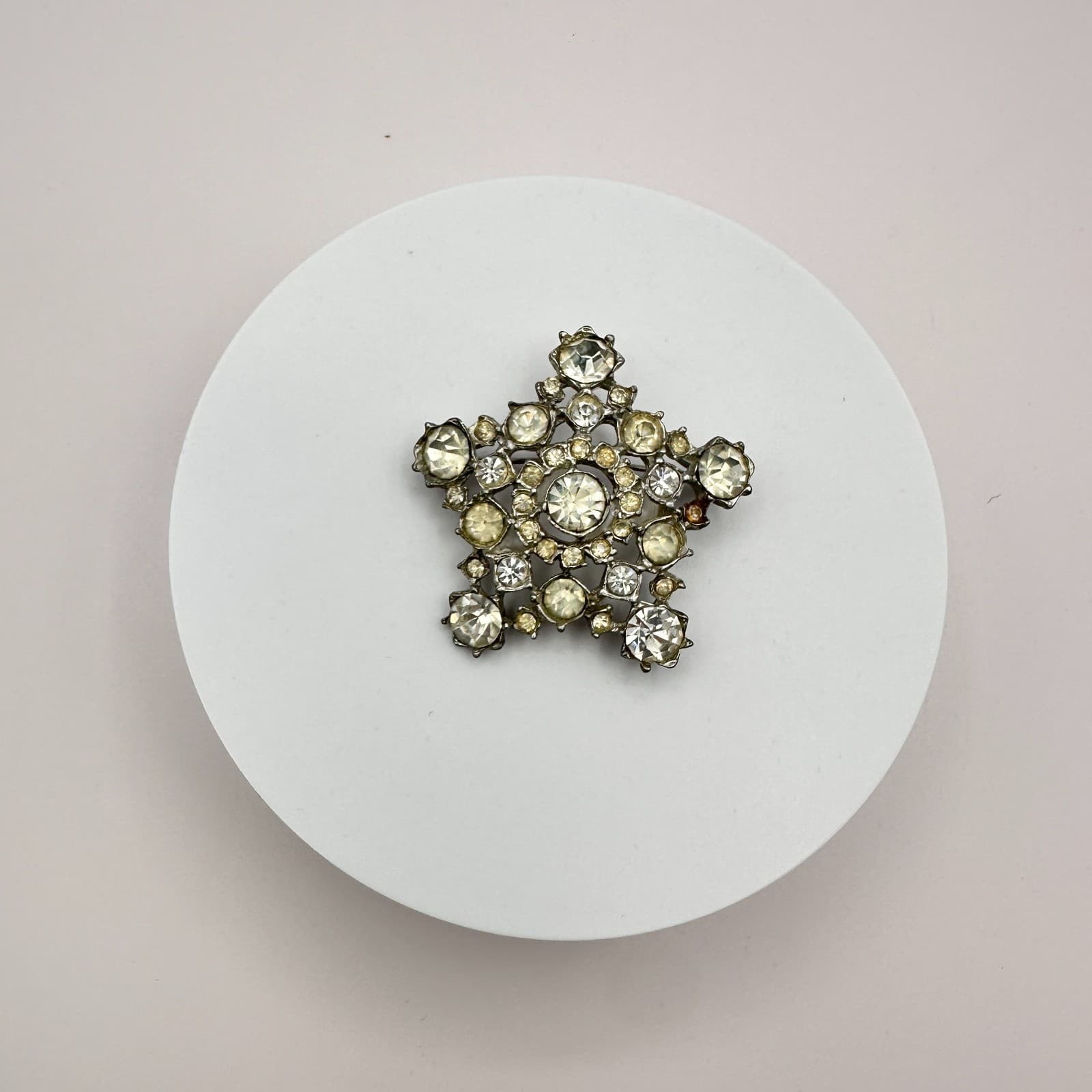 Vintage 90s Silver Tone Starburst Brooch Pin Rhinestone Women's Classic Jewelry - Thumbnail 2