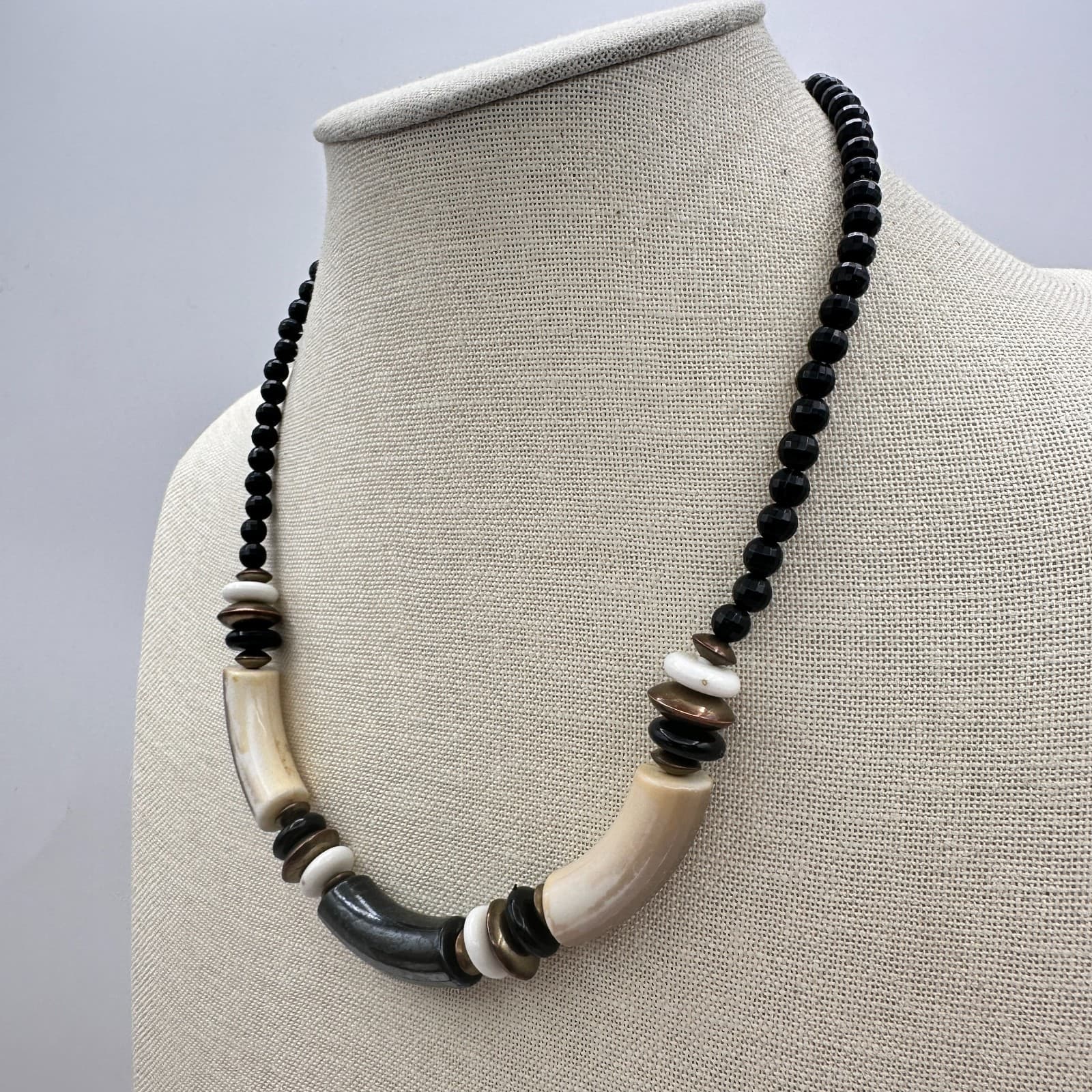 Vintage 90s Tribal Choker Necklace Bead Bone Black White Brown Statement Jewelry - Thumbnail 8
