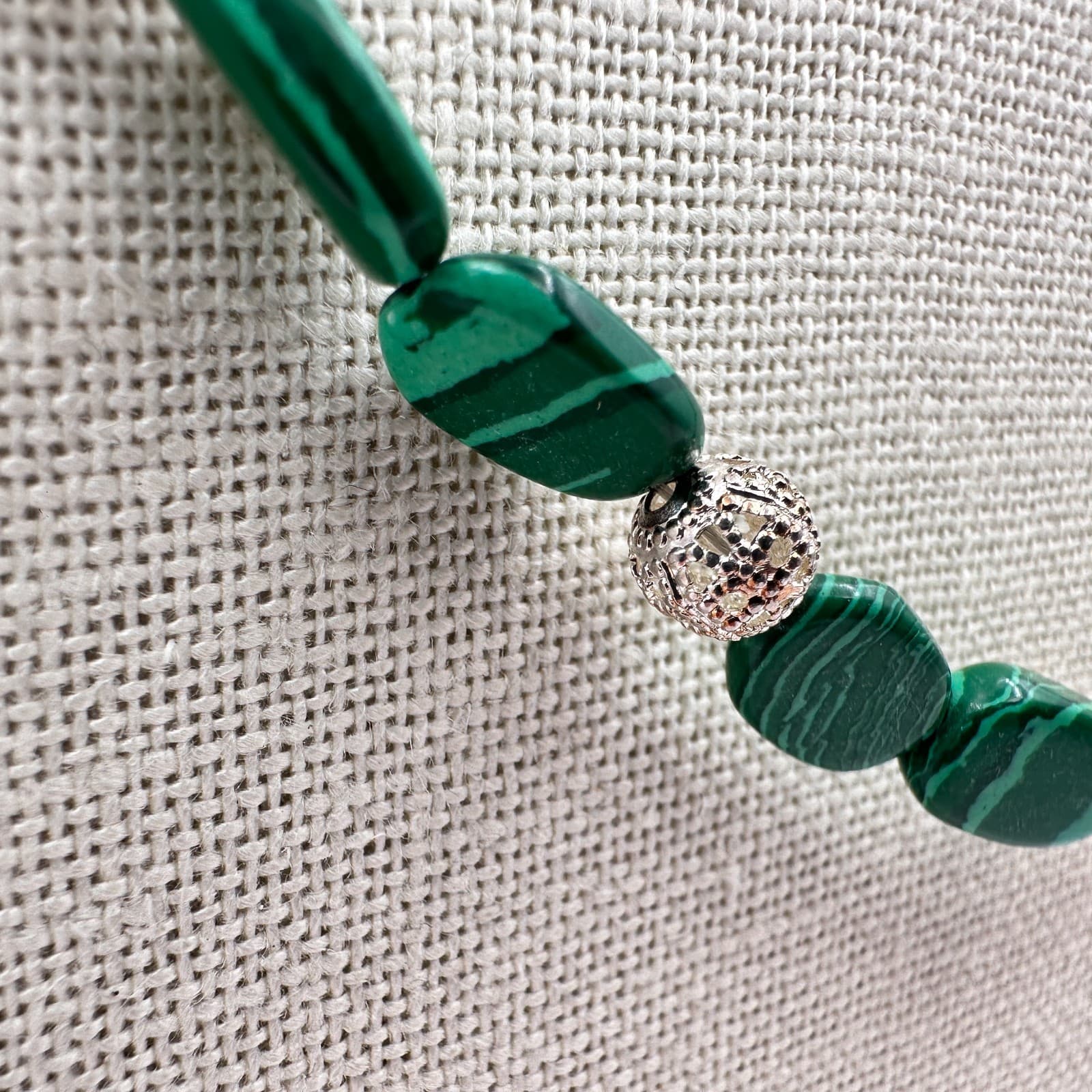 Vintage 90s Green Malachite Beaded Necklace Earrings Set Women's Classic Jewelry - Thumbnail 4