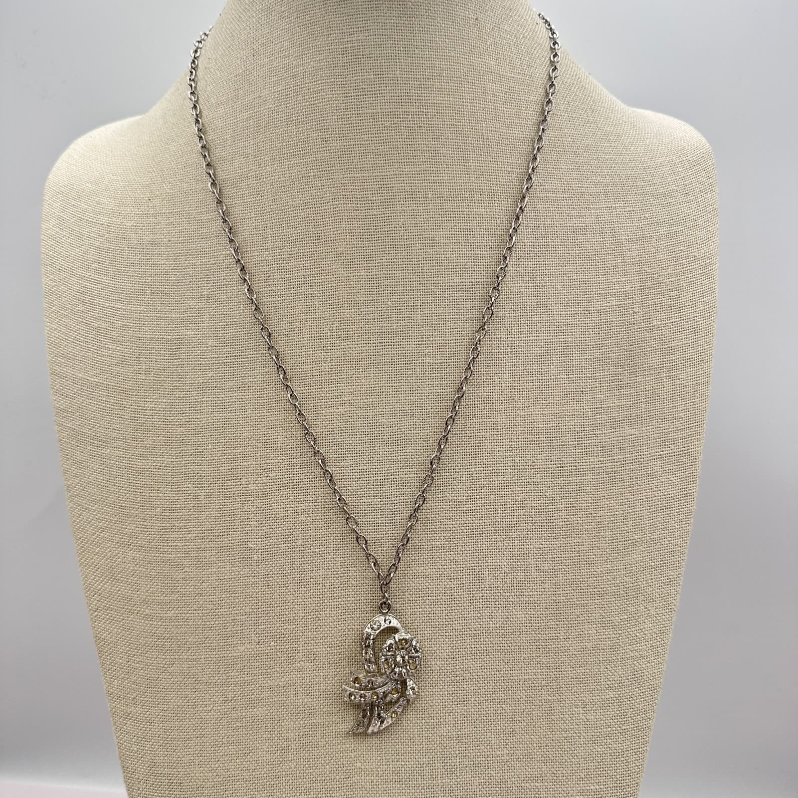 Vintage Y2K Silver Tone Rhinestone Abstract Floral Pendant Necklace Jewelry - Thumbnail 2