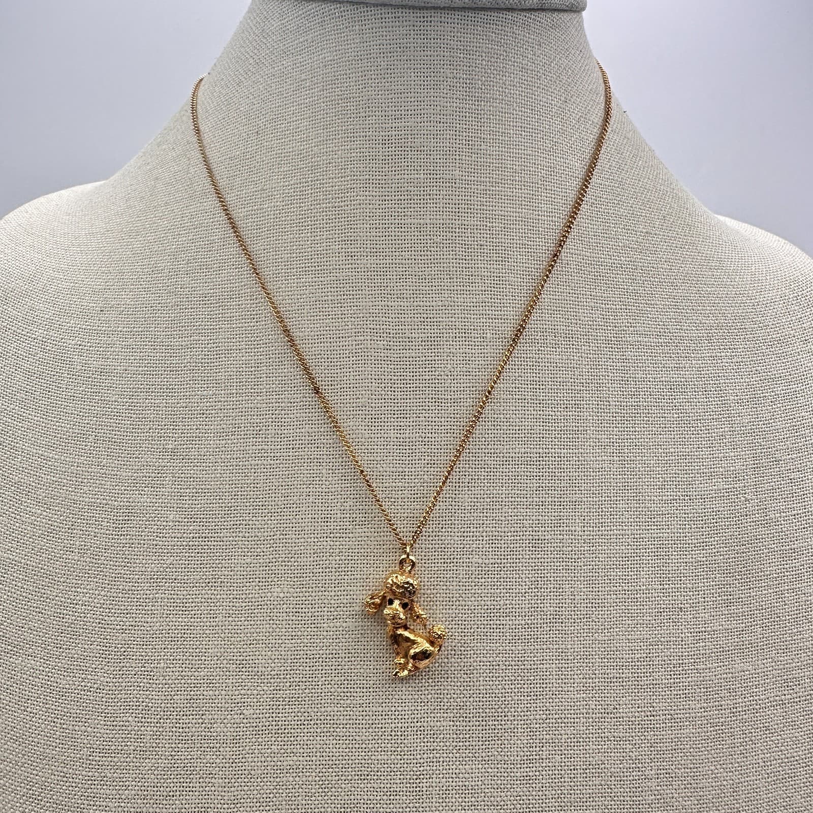 Vintage 90s Gold Tone Textured Poodle Pendant Necklace Women's Classic Jewelry - Thumbnail 2