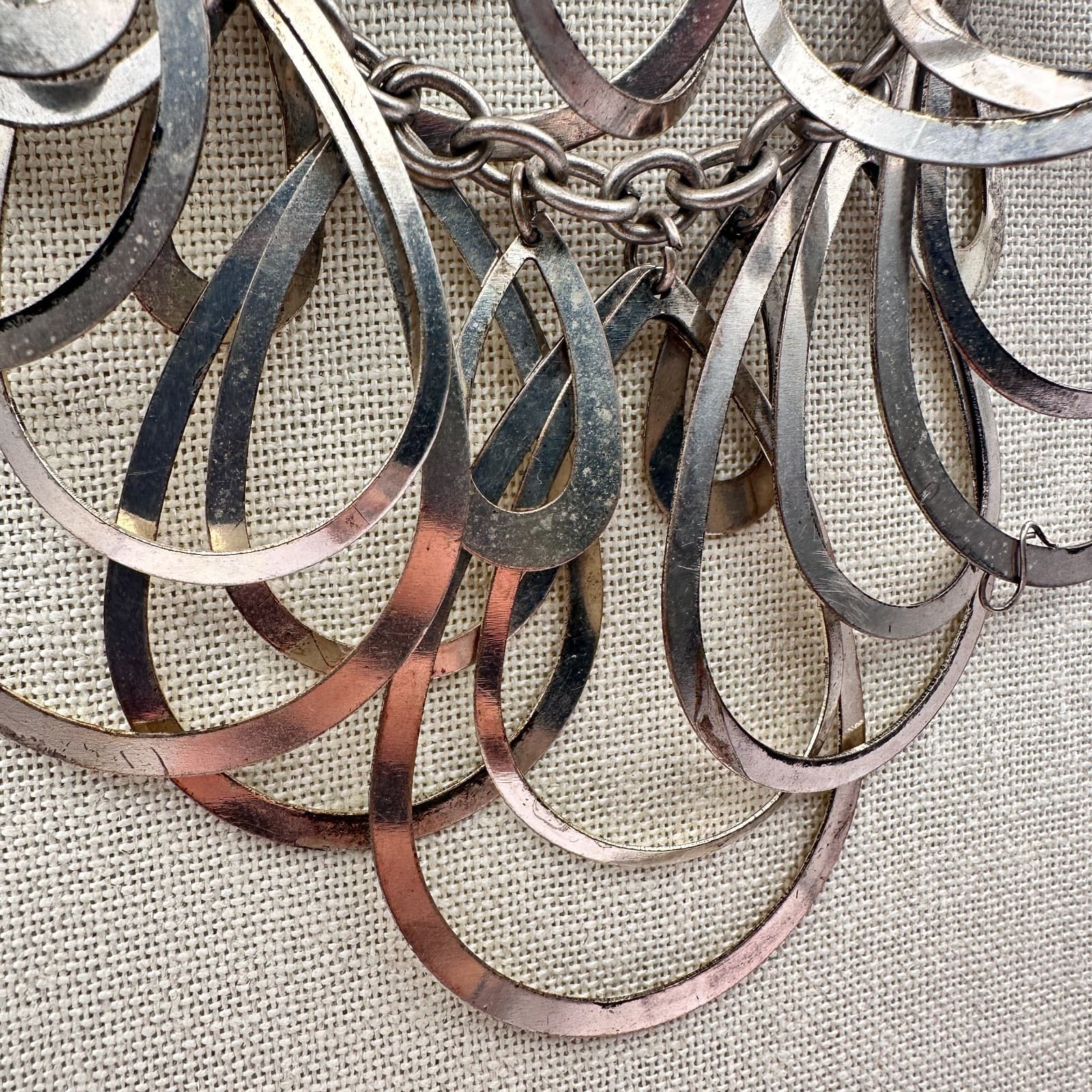 Vintage 80s Silver Tone Tiered Teardrop Bib Necklace Statement Retro Jewelry - Thumbnail 5
