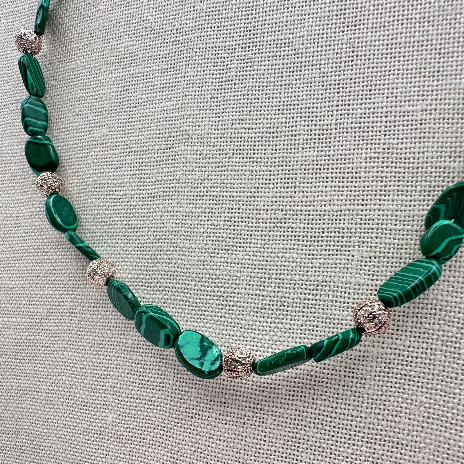 Vintage 90s Green Malachite Beaded Necklace Earrings Set Women's Classic Jewelry - Thumbnail 6