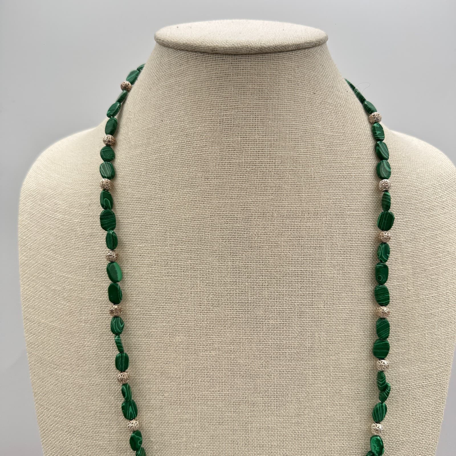 Vintage 90s Green Malachite Beaded Necklace Earrings Set Women's Classic Jewelry - Thumbnail 3