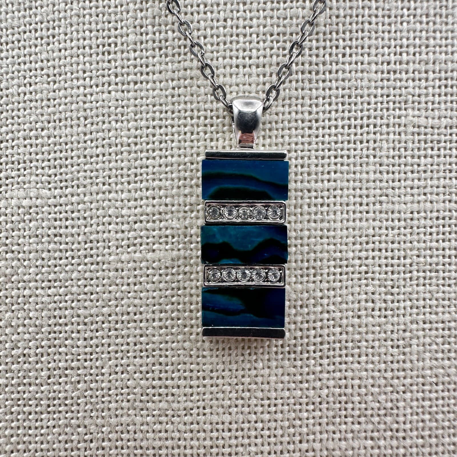 Vintage Y2K Silver Tone Rhinestone Rectangle Pendant Necklace Women's Jewelry - Thumbnail 4