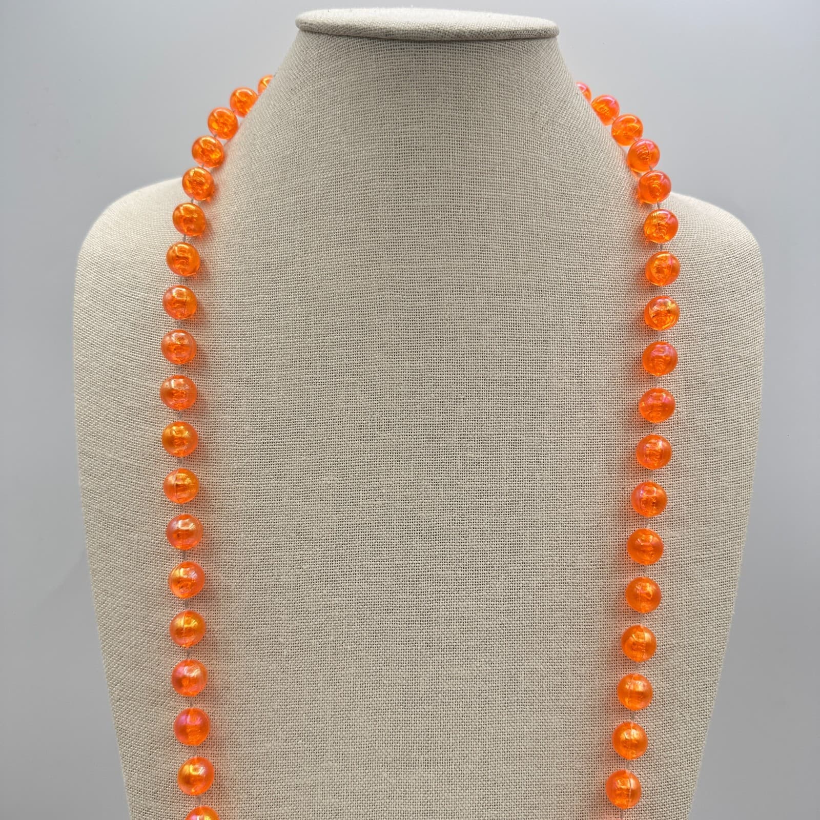 Vintage 80s Orange Faceted Bead Necklace Sparkly Plastic Pearl Costume Jewelry - Thumbnail 2