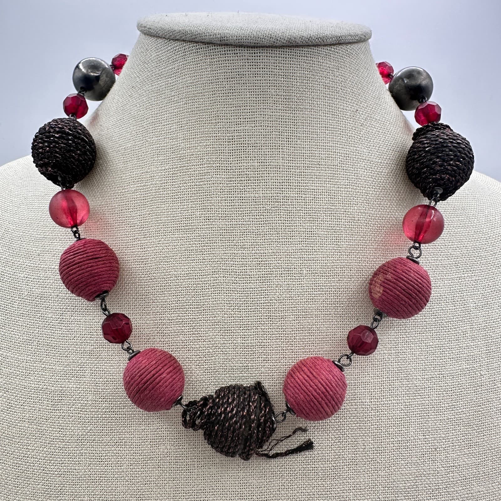 Vintage 80s Chunky Statement Necklace Red & Black Artisan Wrapped Beads Jewelry - Thumbnail 6