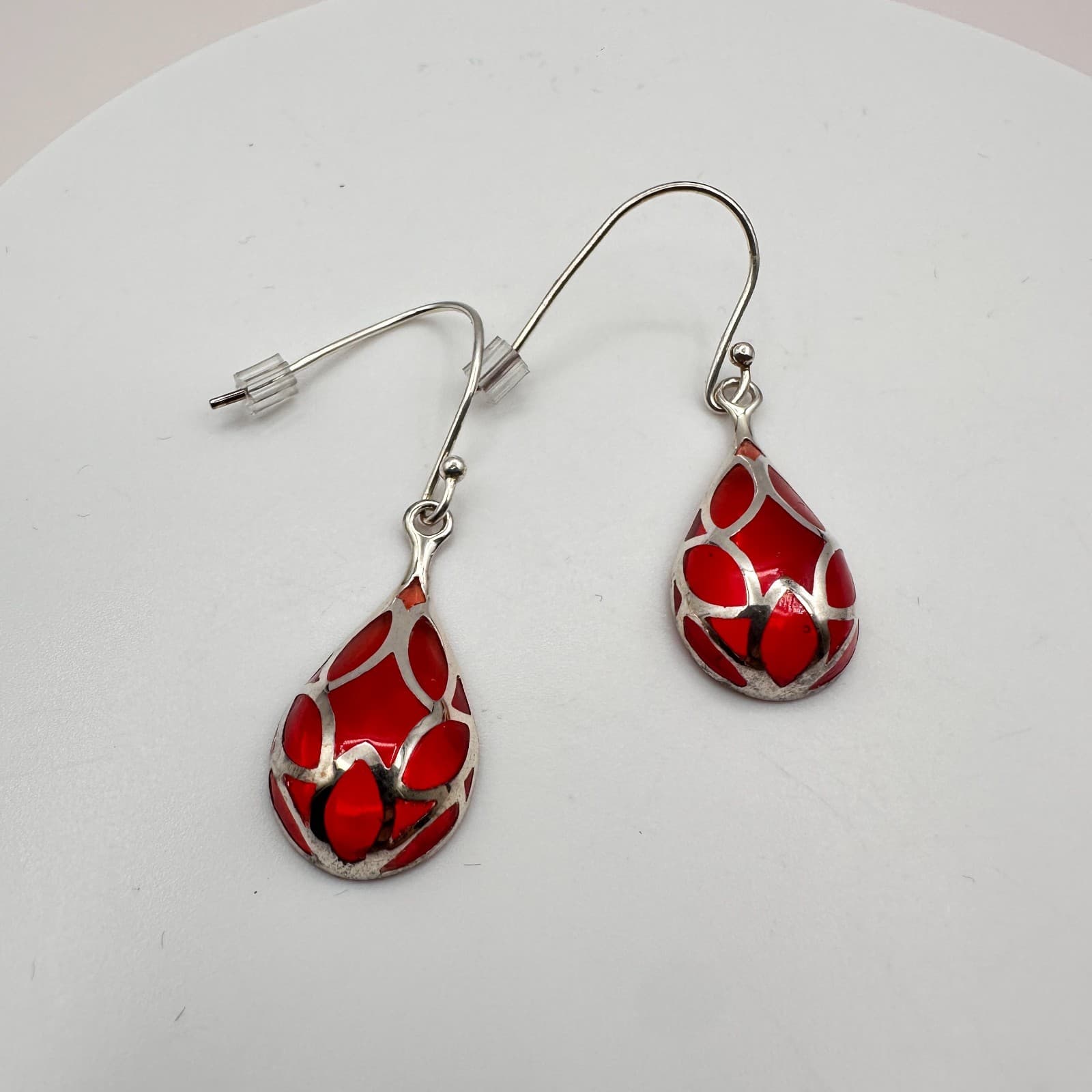Vintage Y2K Silver Tone Skull Ring Beaded & Red Teardrop Earrings Set Jewelry - Thumbnail 2