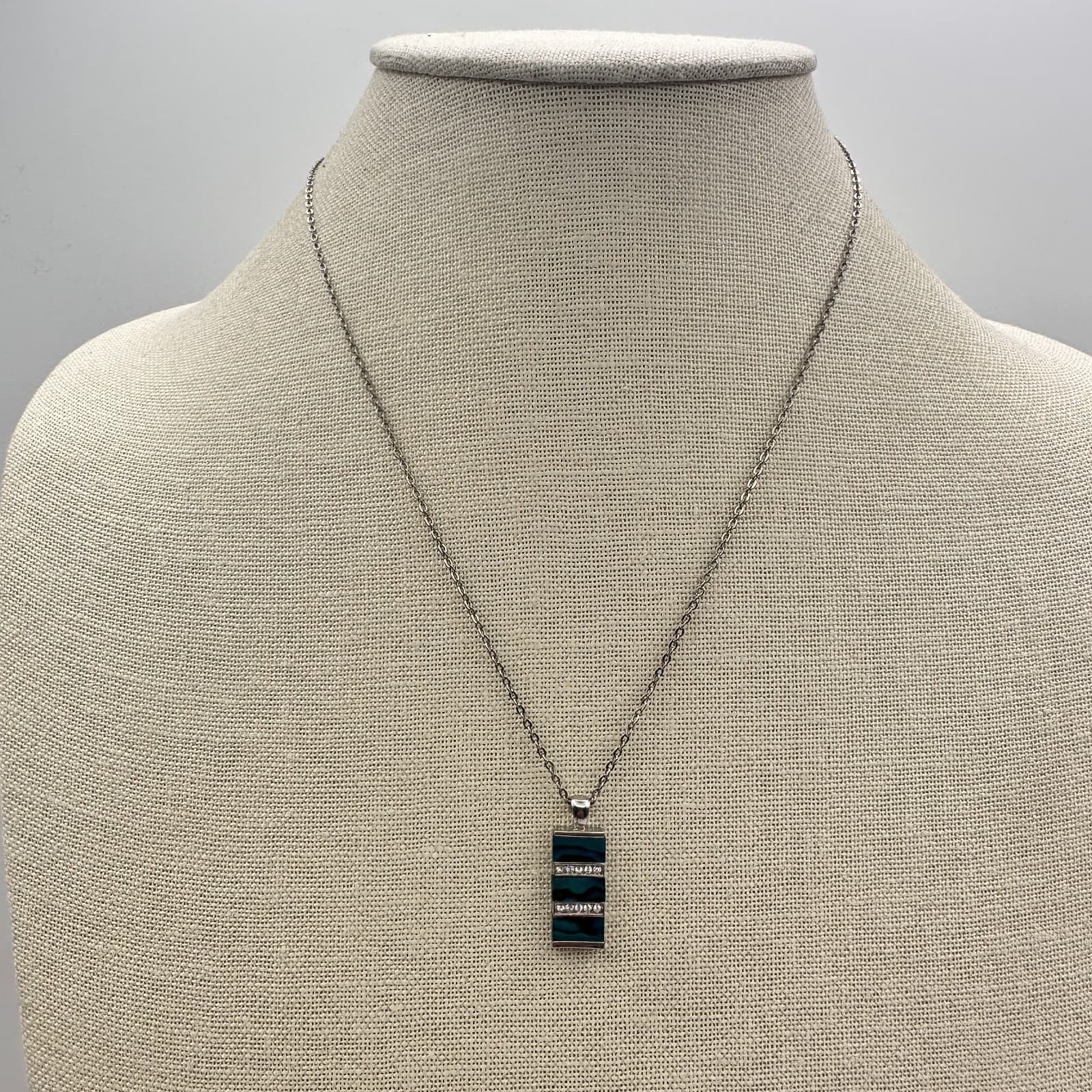 Vintage Y2K Silver Tone Rhinestone Rectangle Pendant Necklace Women's Jewelry - Thumbnail 2