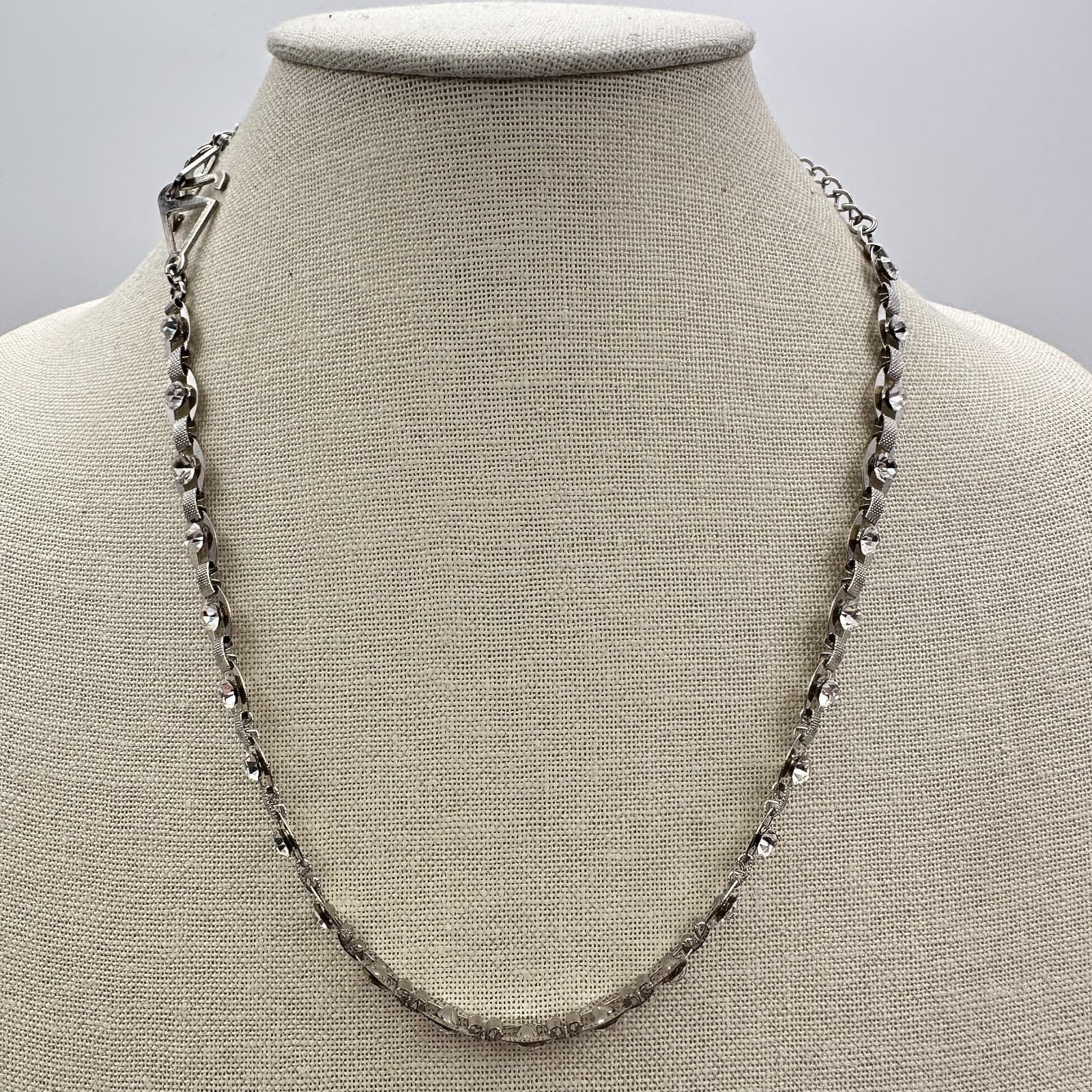 Vintage 90s Silver Tone Designer Link Chain Necklace Sparkle Italian Jewelry - Thumbnail 9