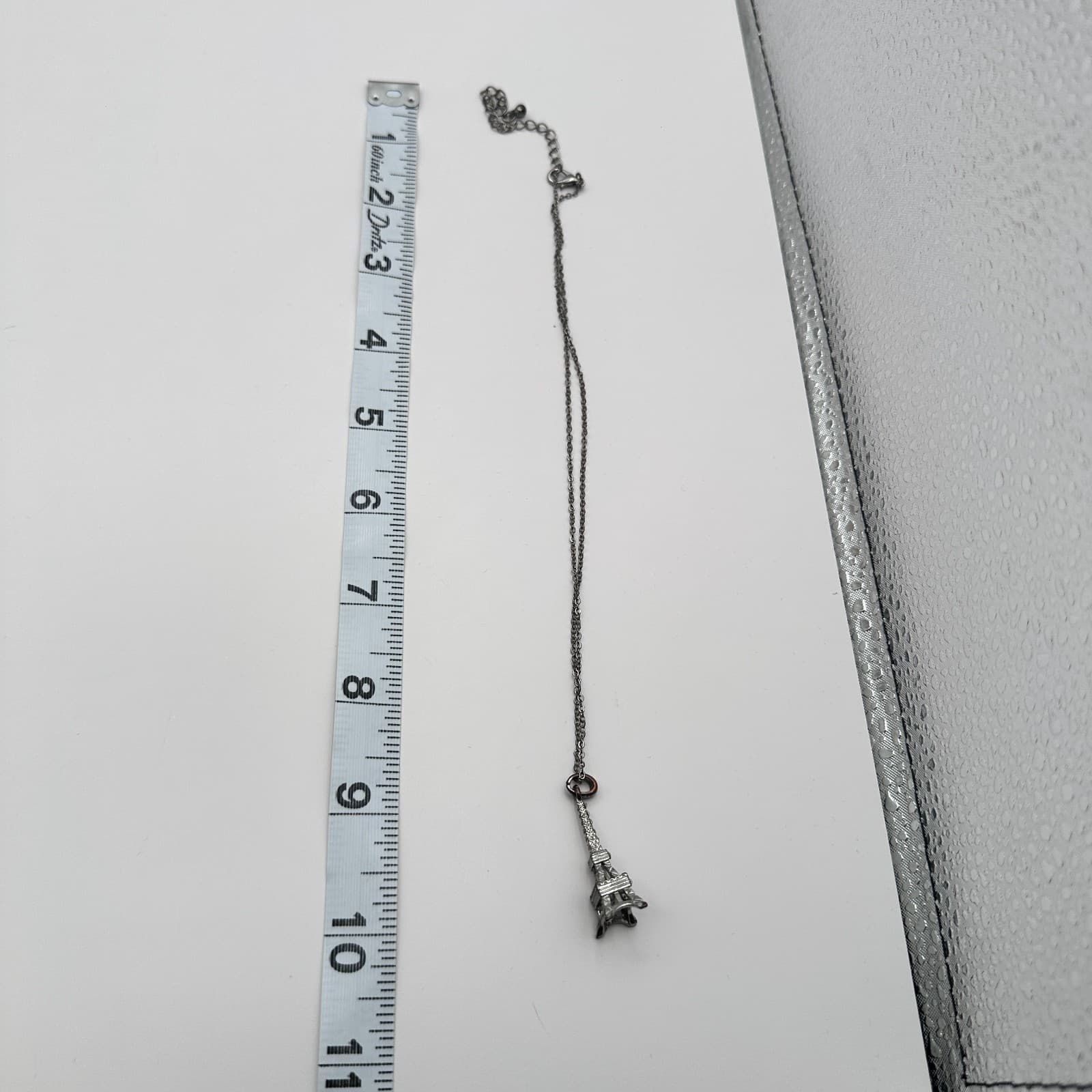 Vintage 90s Silver Tone Eiffel Tower Paris Charm Necklace Rhinestones Jewelry - Thumbnail 8