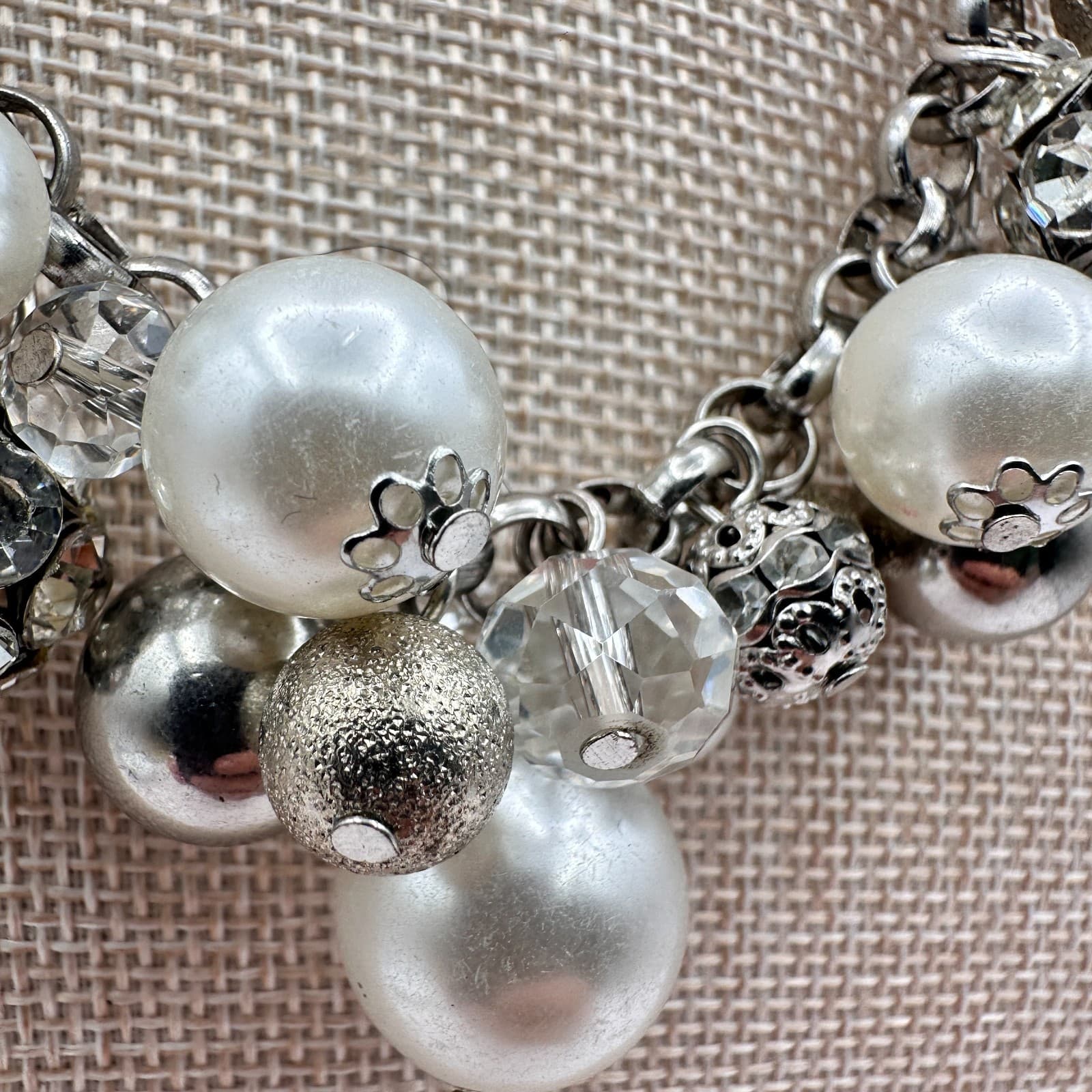 Vintage Y2K Silver Tone Pearl Bunch Statement Necklace Earrings Set Boho Jewelry - Thumbnail 8