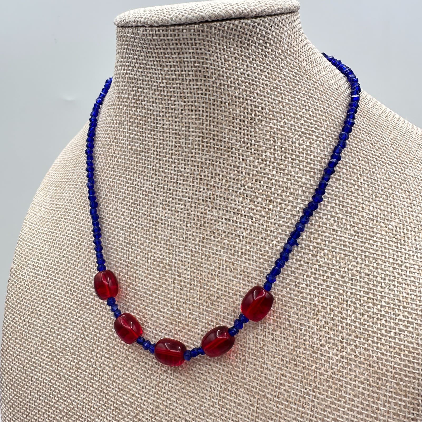Vintage 70s Blue Seed Beads Necklace Red Glass Barrel Beads Statement Jewelry - Thumbnail 5