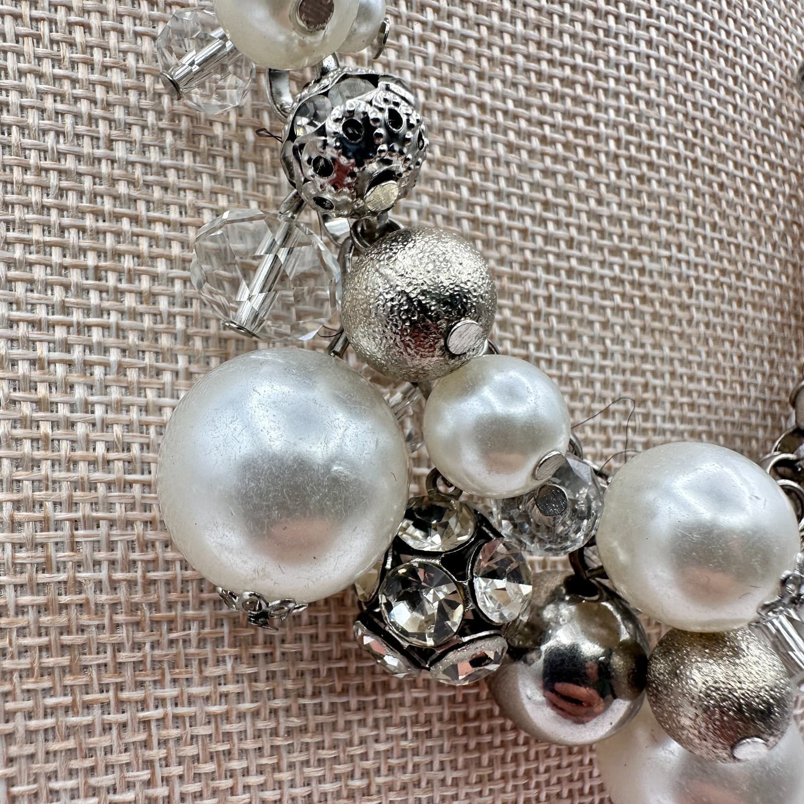 Vintage Y2K Silver Tone Pearl Bunch Statement Necklace Earrings Set Boho Jewelry - Thumbnail 5