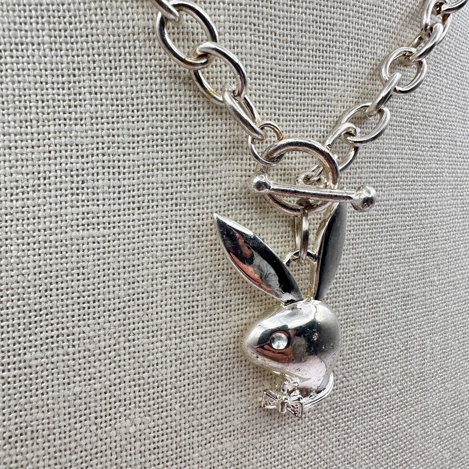 Vintage 90s Bunny Pendant Necklace Silver Tone Chunky Chain Choker Retro Jewelry - Thumbnail 3
