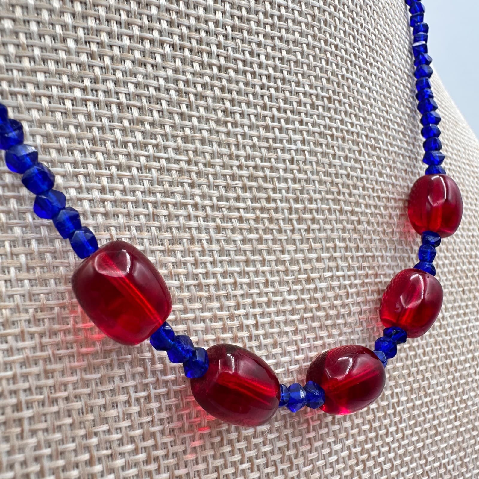 Vintage 70s Blue Seed Beads Necklace Red Glass Barrel Beads Statement Jewelry - Thumbnail 3